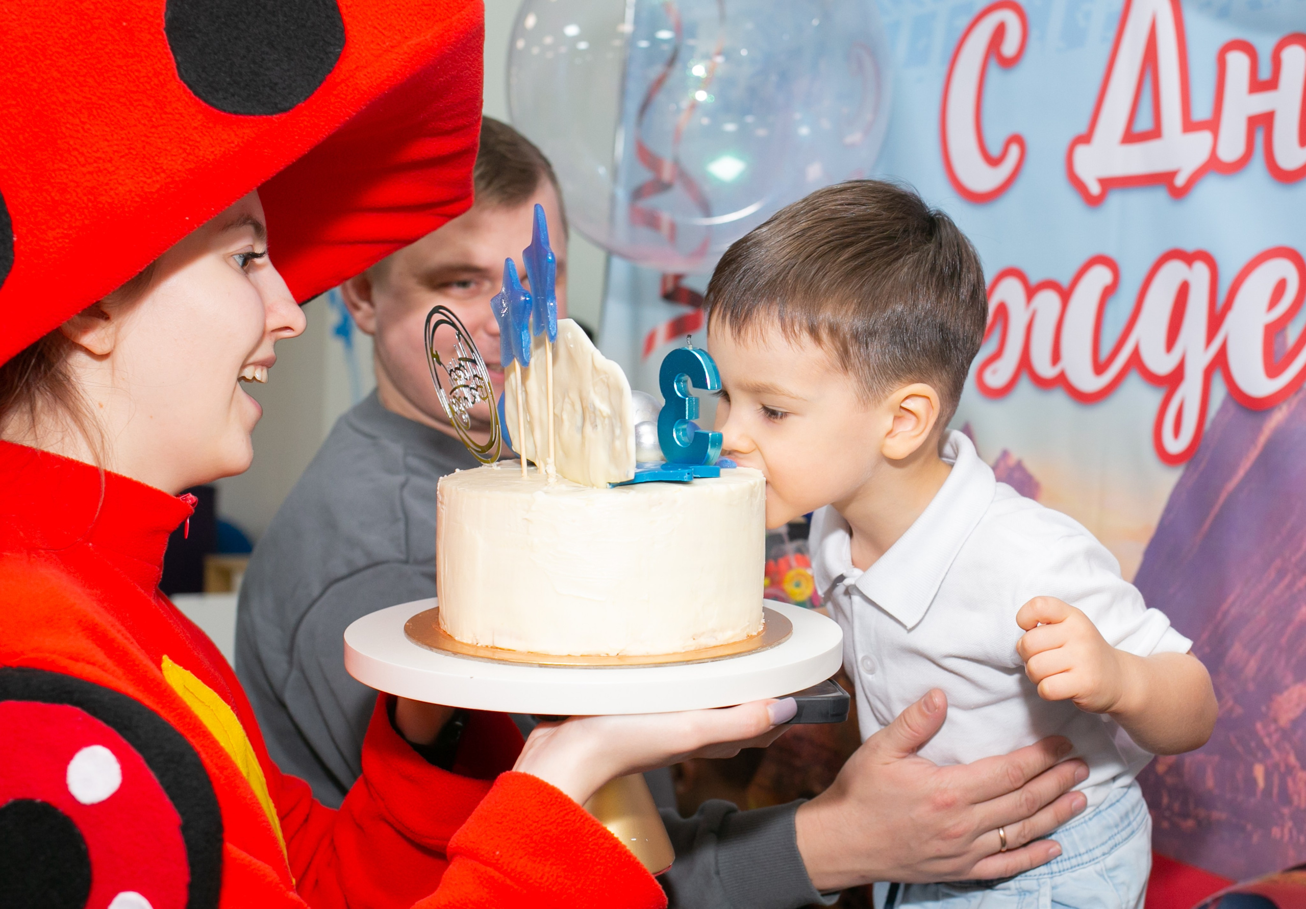 Праздники. Фотограф новорожденных и семейный фотограф НСО г. Бердск Марина Львова