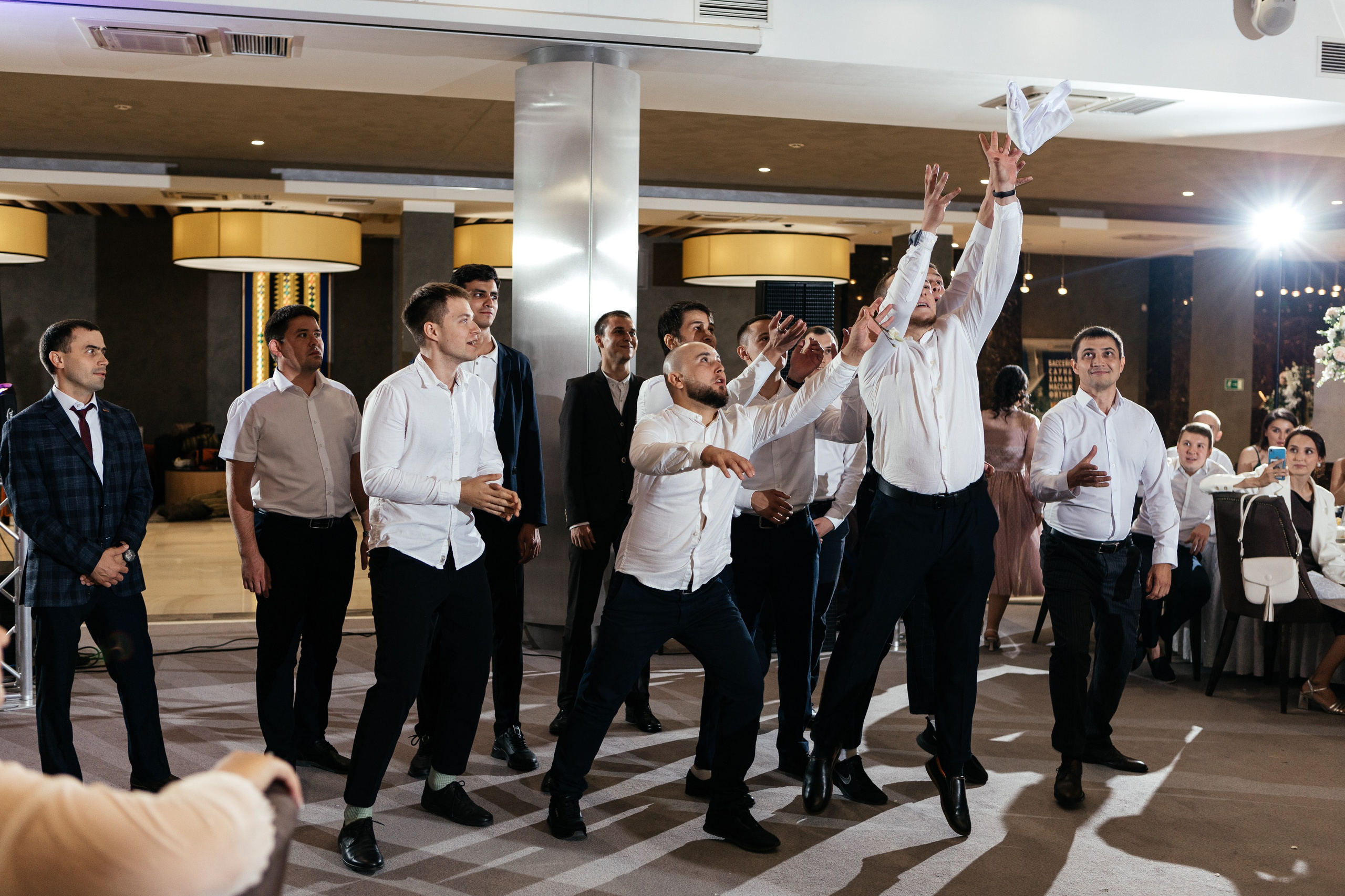 Свадебный фотограф Уфа — Руслан ГабдлисламовЖивые эмоции, красивые кадры, воспоминания на всю жизнь.Работаю по всей Республике Башкортоста. Свадебный фотограф Уфа Руслан Габдлисламов