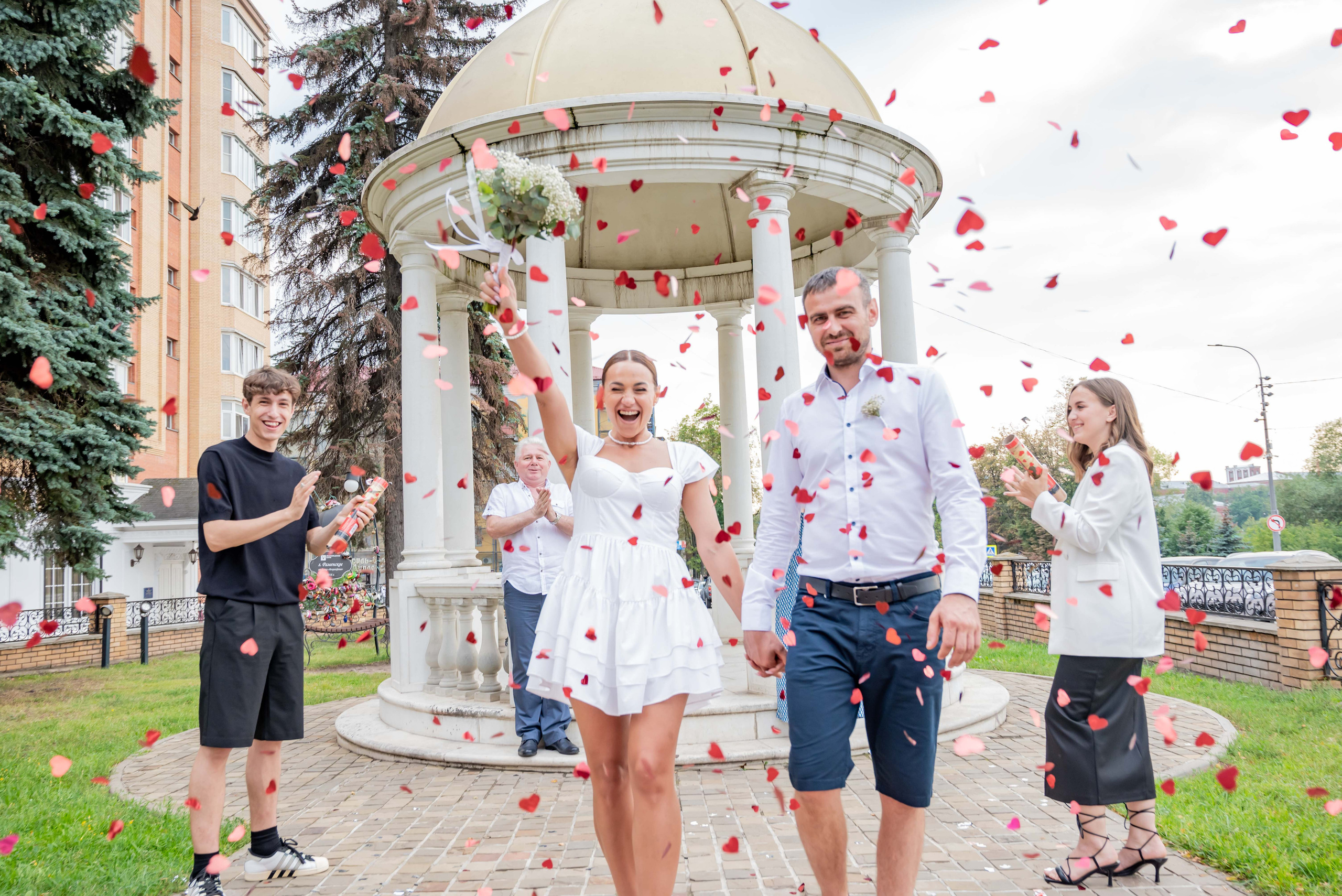 Wedding day. Family Photographer in Toronto — Natural Family & Lifestyle Photography | Khorosheva Irina