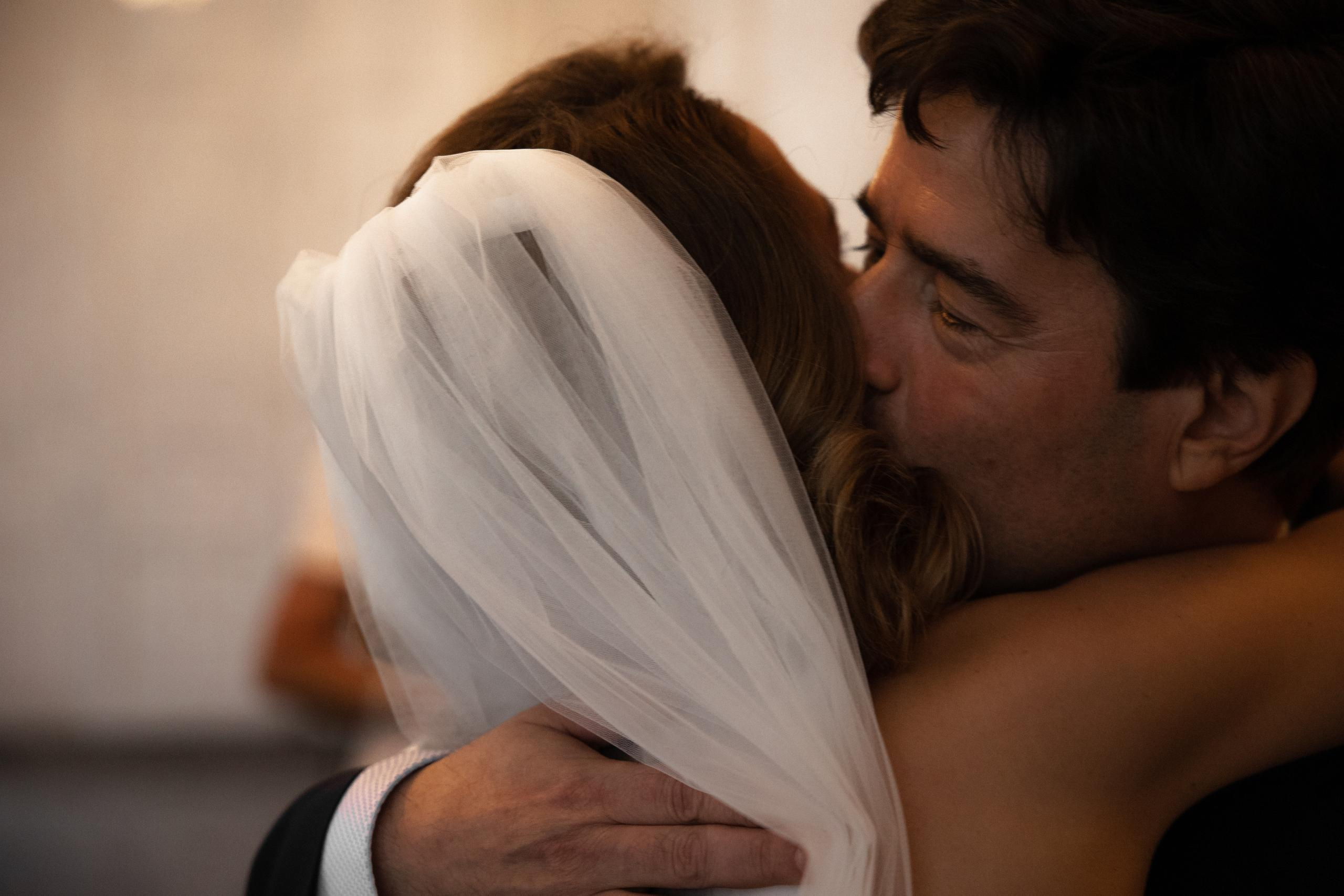 Свадьба в осенней Москве. Свадебный фотограф в Москве Денис и Анастасия Исаевы