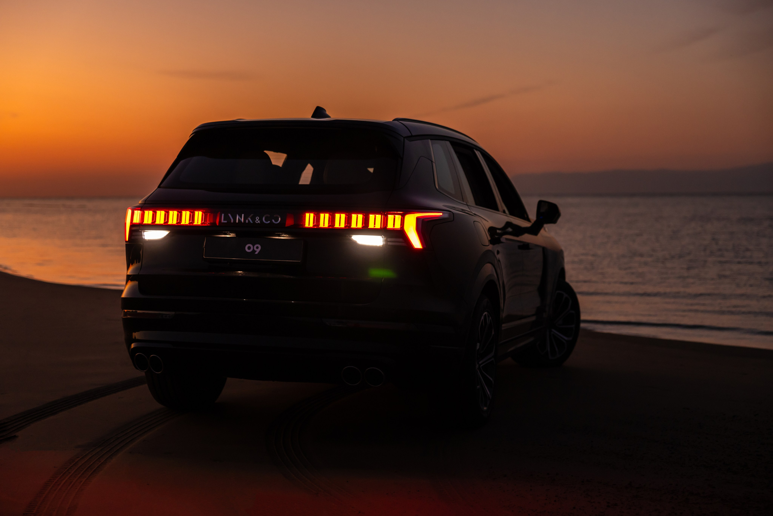 Тест-драйв LYNK & CO. Кристина Шнайдер репортажный фотограф Алматы