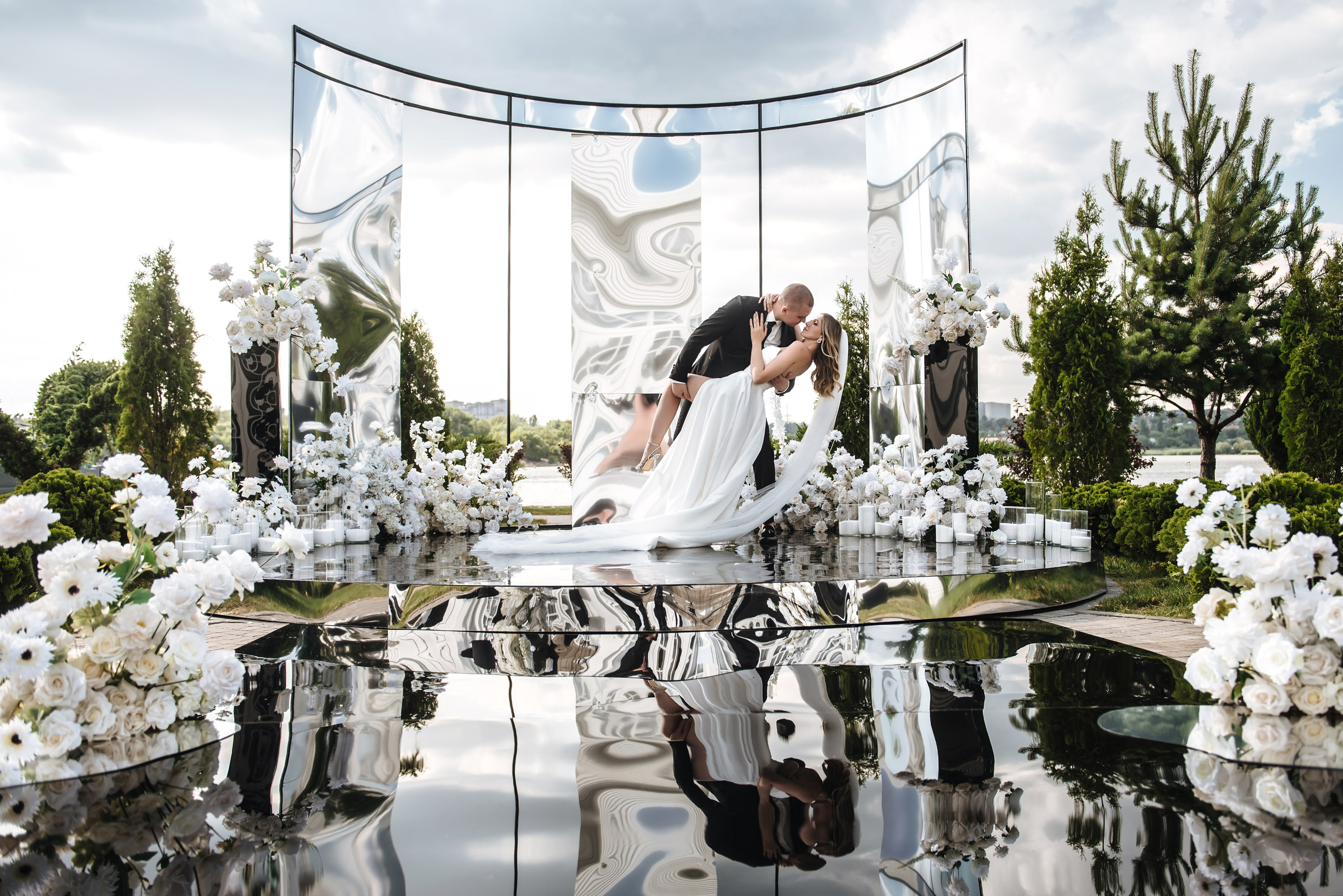 Максим и Элина. Главная