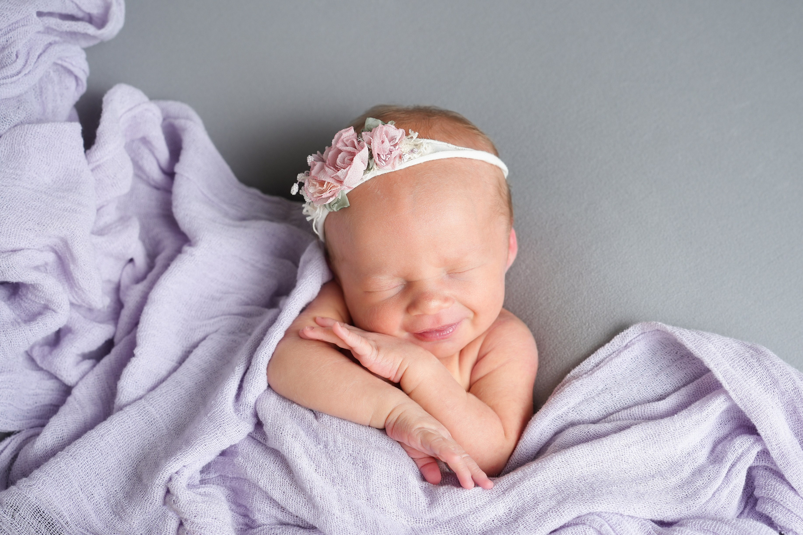 Newborn. Фотограф новорожденных и детский фотограф в Екатеринбурге Ксени