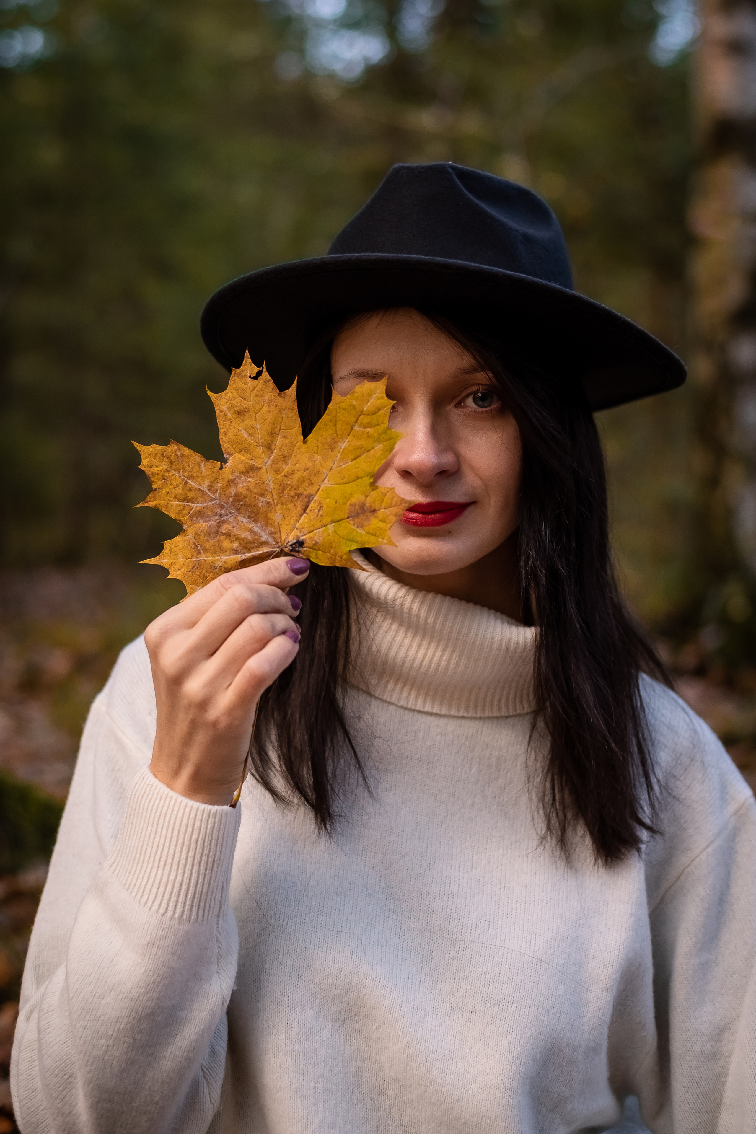Осенняя фотосессия в лесной полосе с красивой локацией. КОНТЕНТ | БРЕНД фотограф Санкт-Петербург — Жанна Олтаржевская