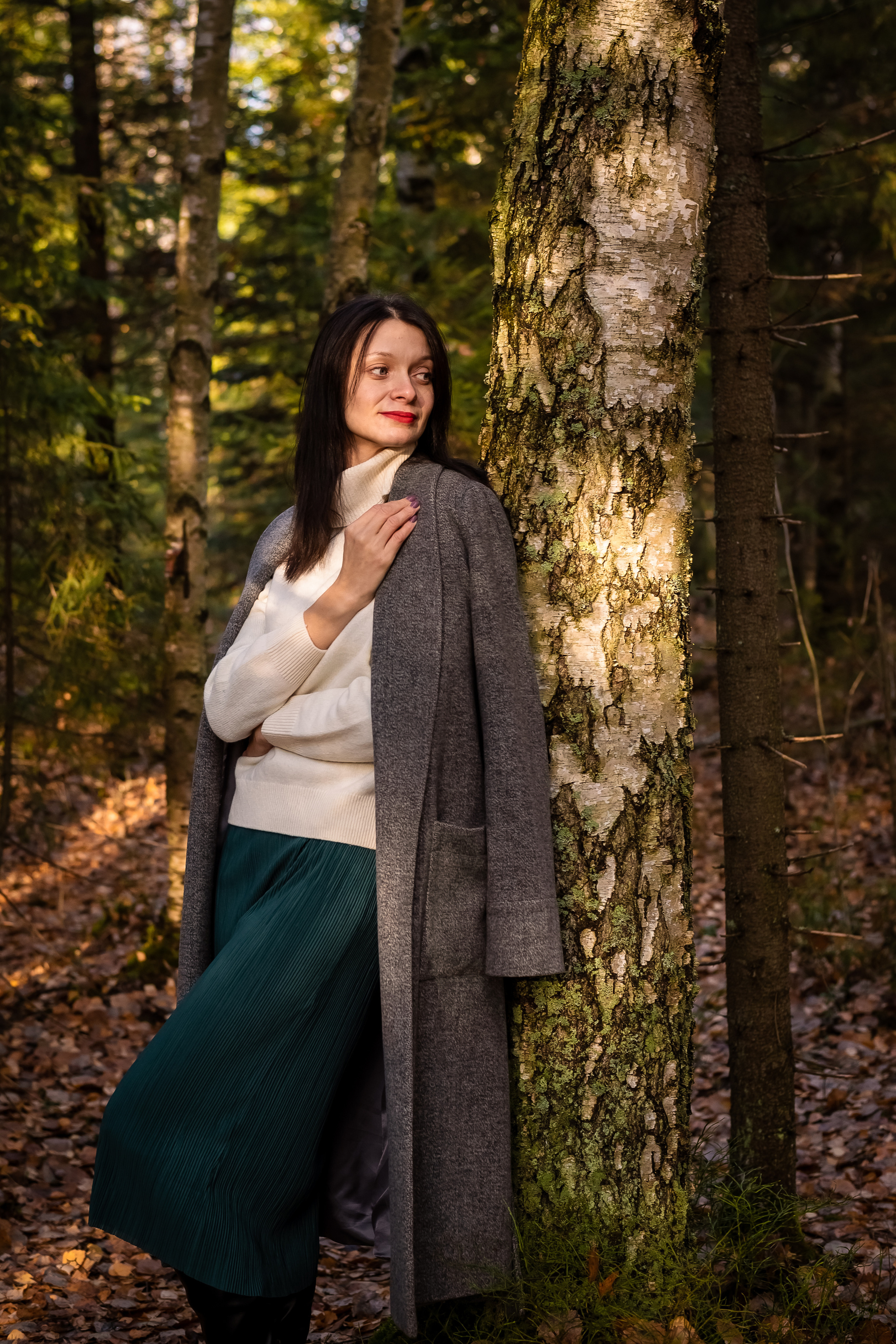 Осенняя фотосессия в лесной полосе с красивой локацией. КОНТЕНТ | БРЕНД фотограф Санкт-Петербург — Жанна Олтаржевская