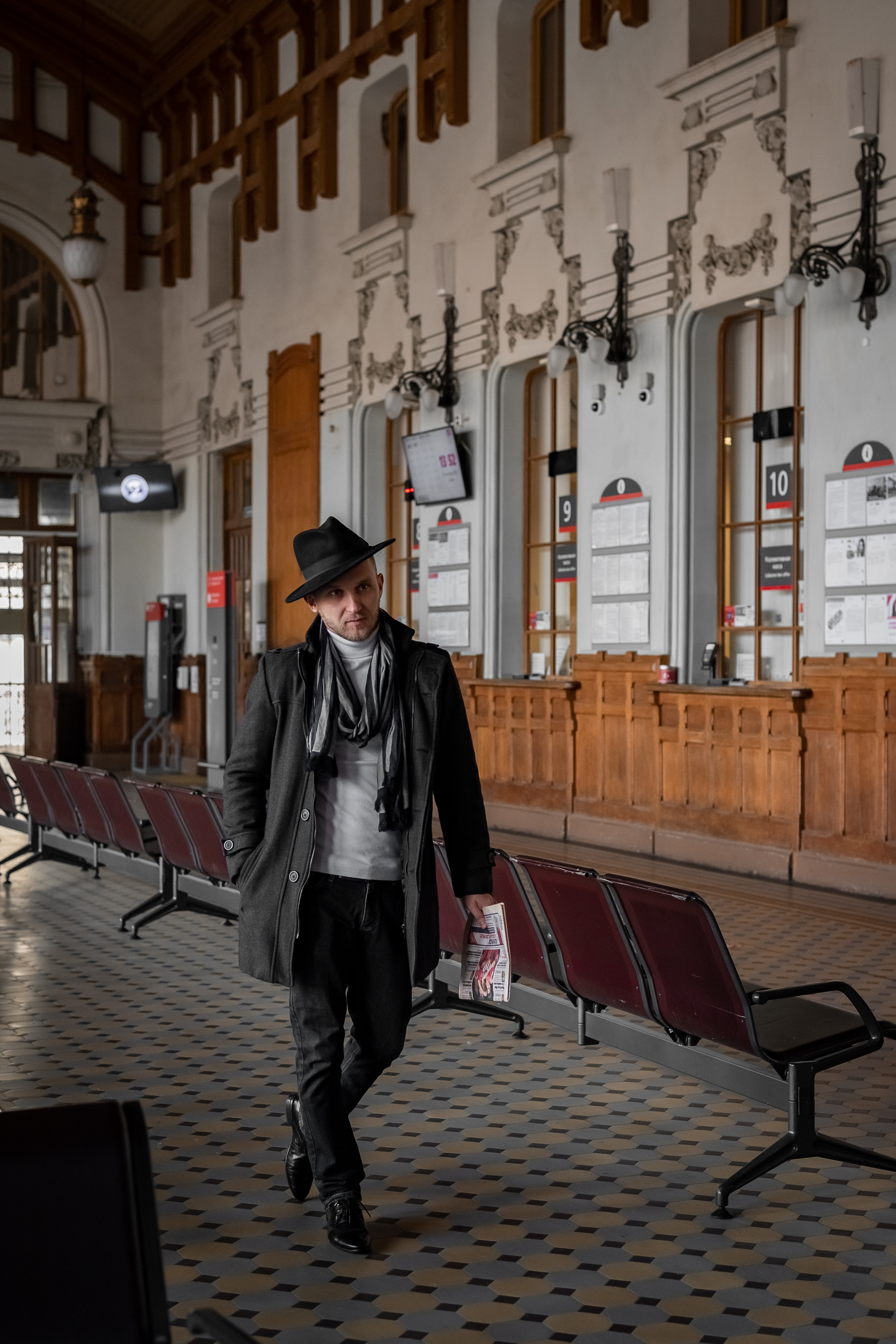 Love Story на Витебском вокзале. КОНТЕНТ |БРЕНД фотограф Санкт-Петербург — Жанна Олтаржевская