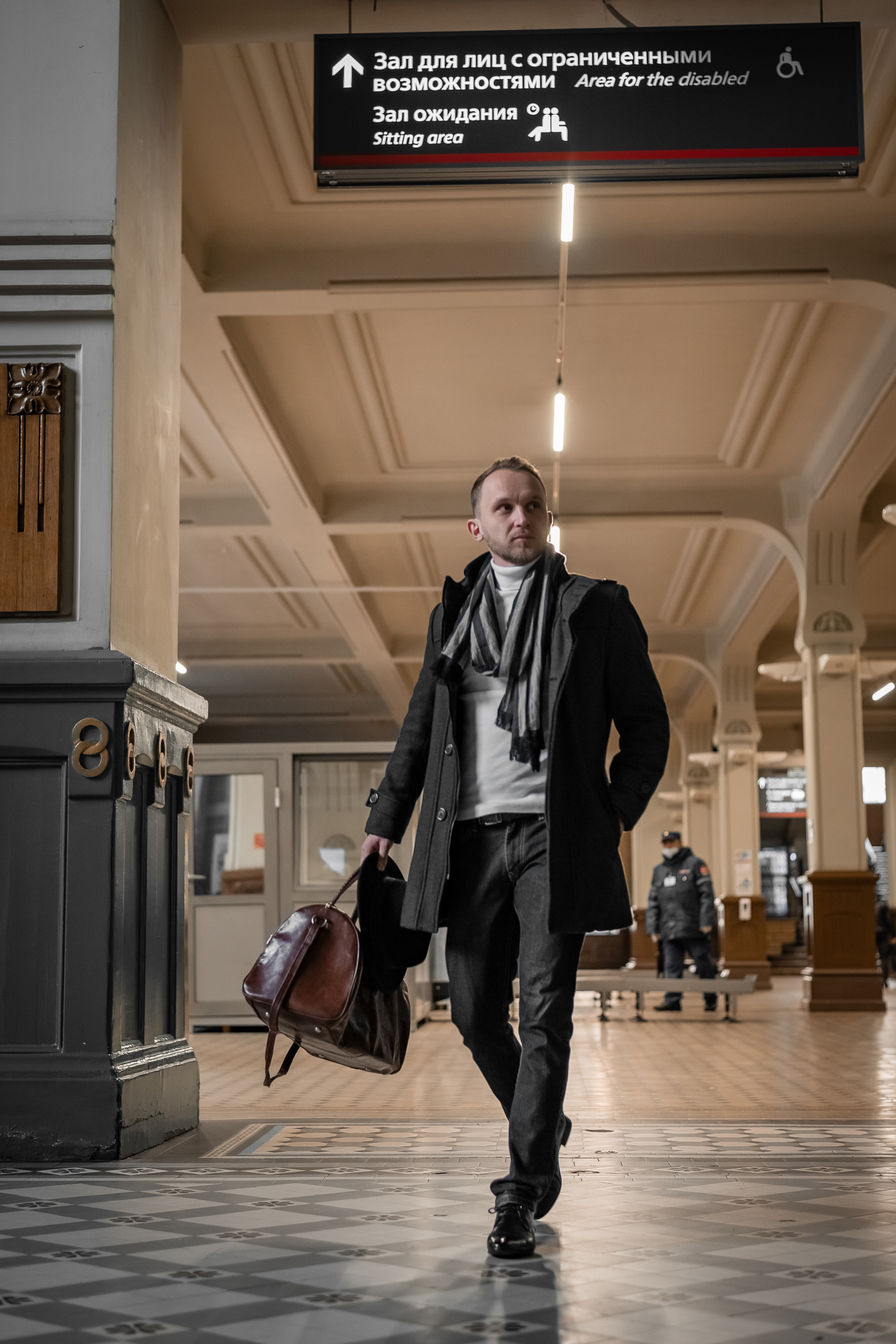 Love Story на Витебском вокзале. КОНТЕНТ |БРЕНД фотограф Санкт-Петербург — Жанна Олтаржевская