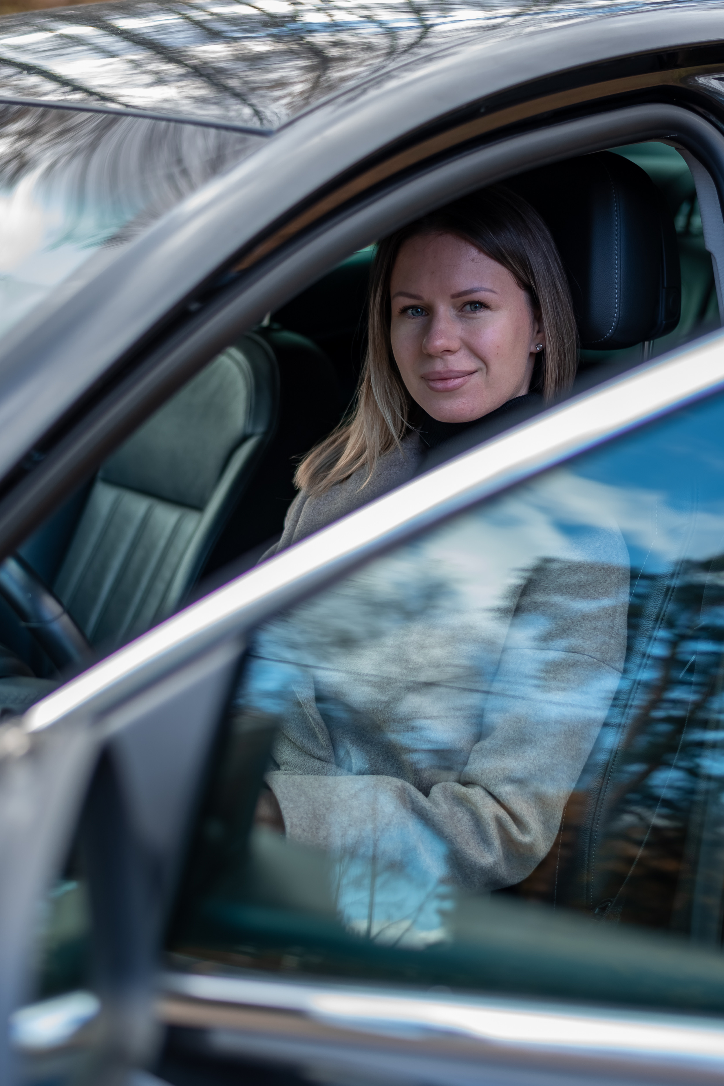 Фотосессия в Шуваловском парке возле лютеранской церкви и водоема. КОНТЕНТ |БРЕНД фотограф Санкт-Петербург — Жанна Олтаржевская