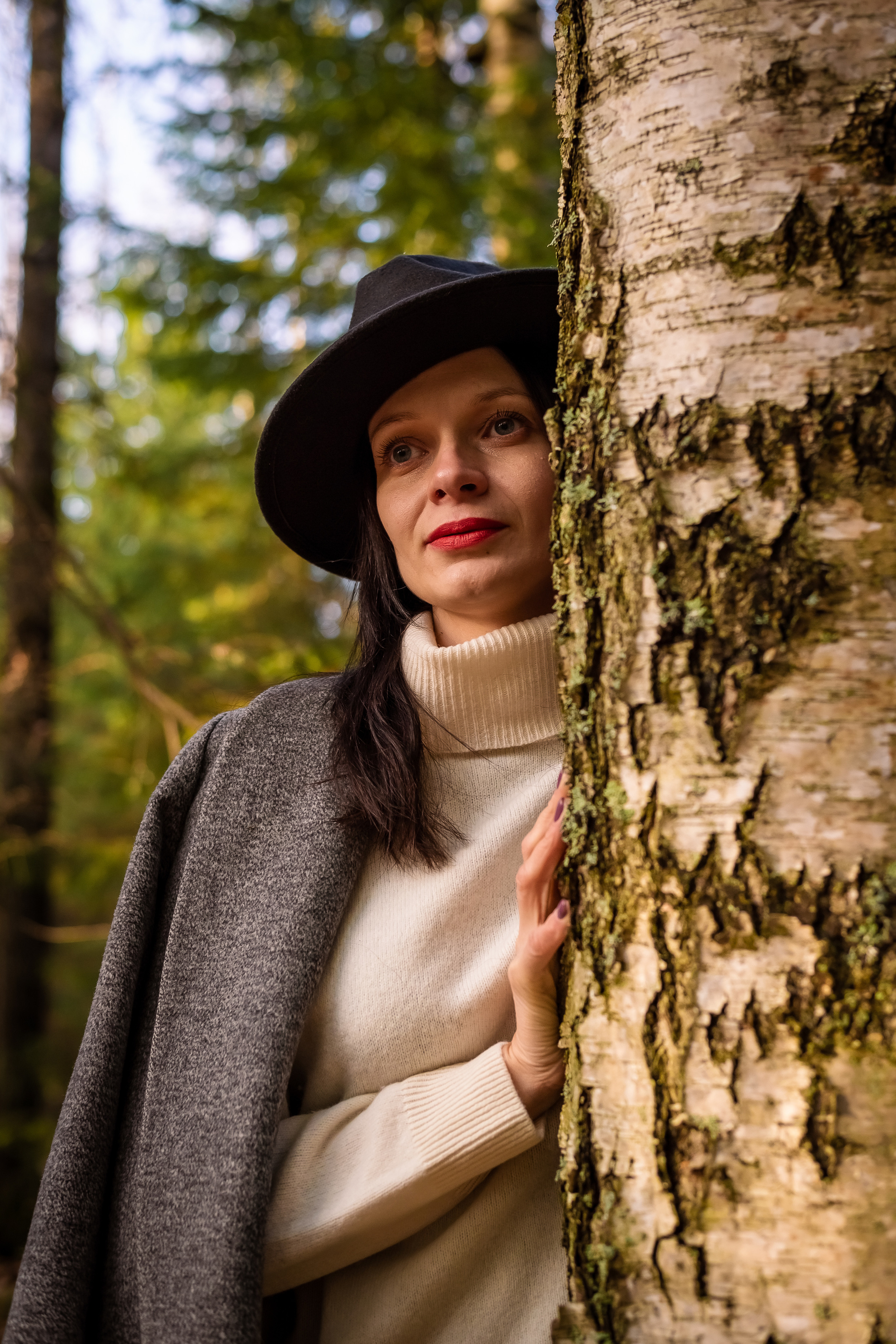 Осенняя фотосессия в лесной полосе с красивой локацией. КОНТЕНТ | БРЕНД фотограф Санкт-Петербург — Жанна Олтаржевская