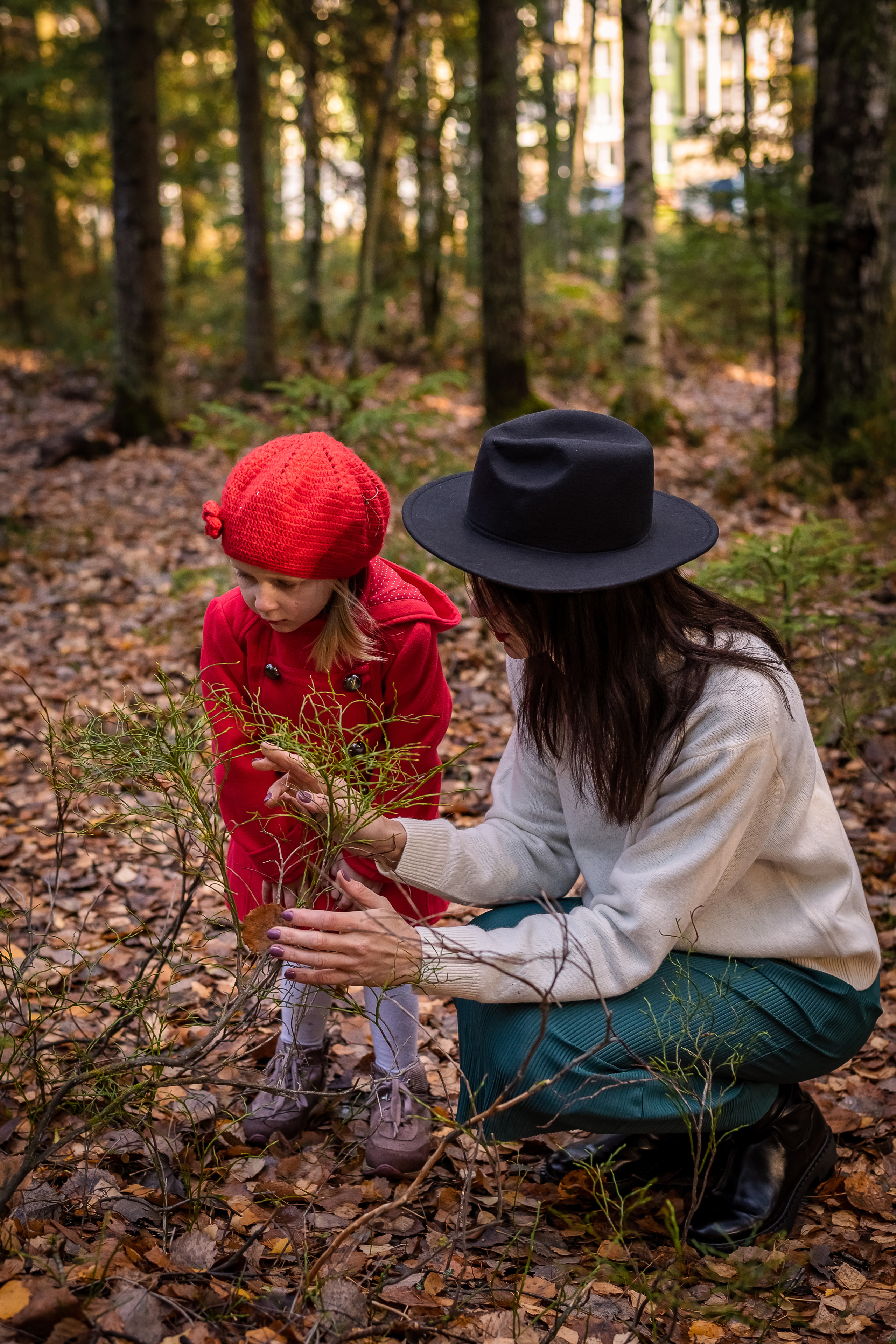 Осенняя фотосессия в лесной полосе с красивой локацией. КОНТЕНТ | БРЕНД фотограф Санкт-Петербург — Жанна Олтаржевская