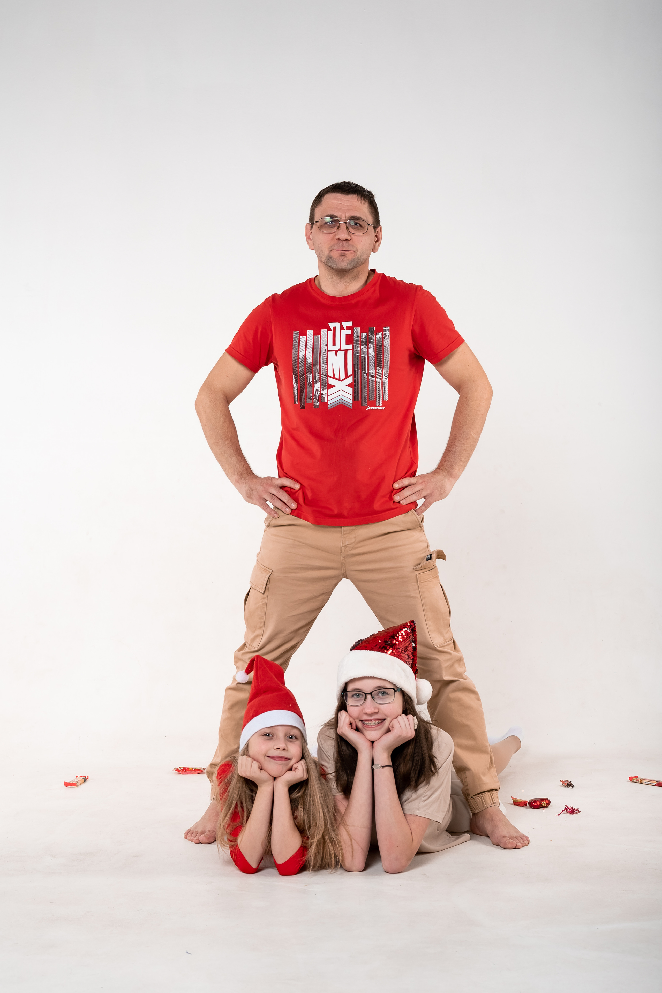 фотография папы с дочками