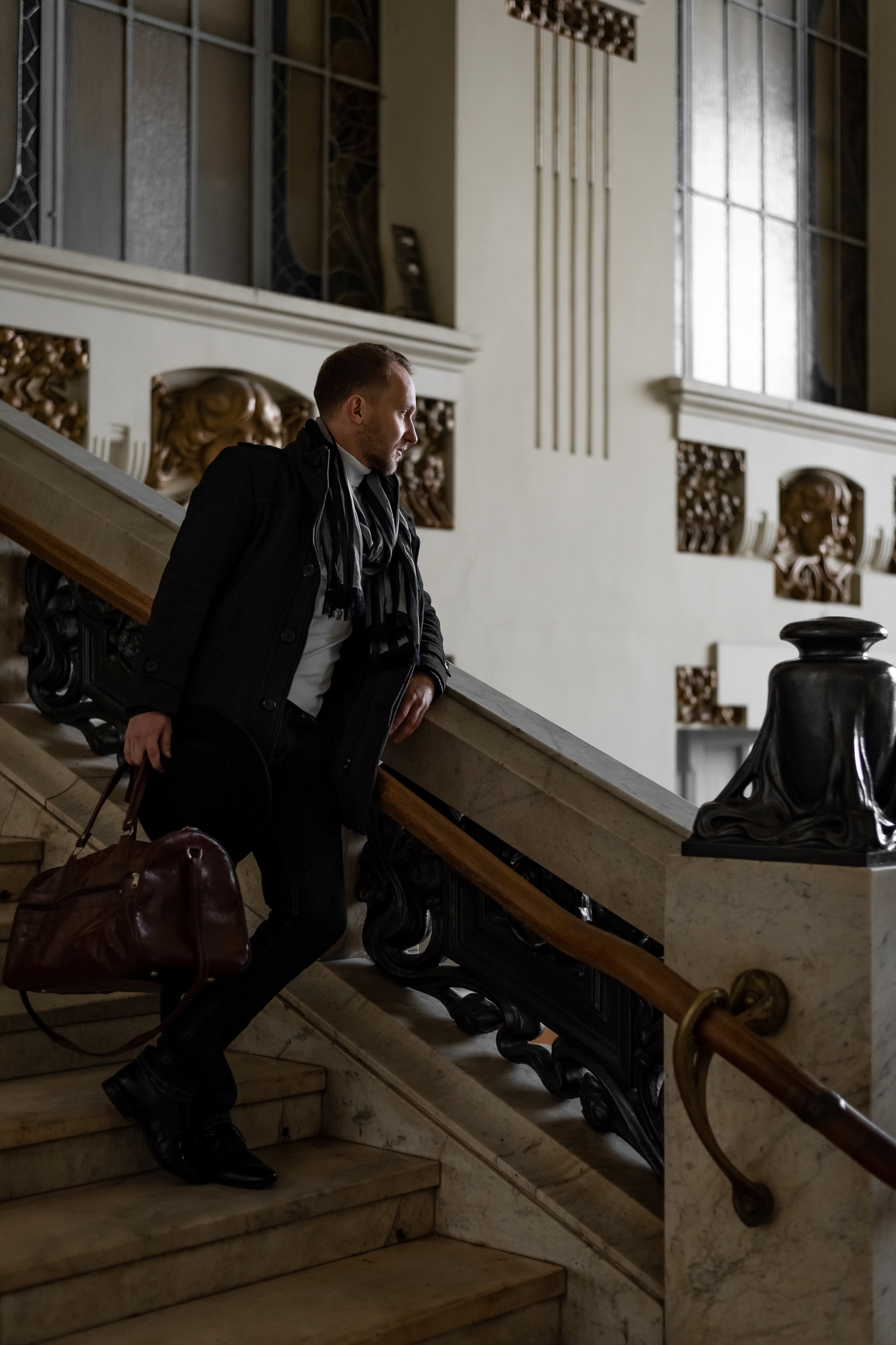 Love Story на Витебском вокзале. КОНТЕНТ |БРЕНД фотограф Санкт-Петербург — Жанна Олтаржевская