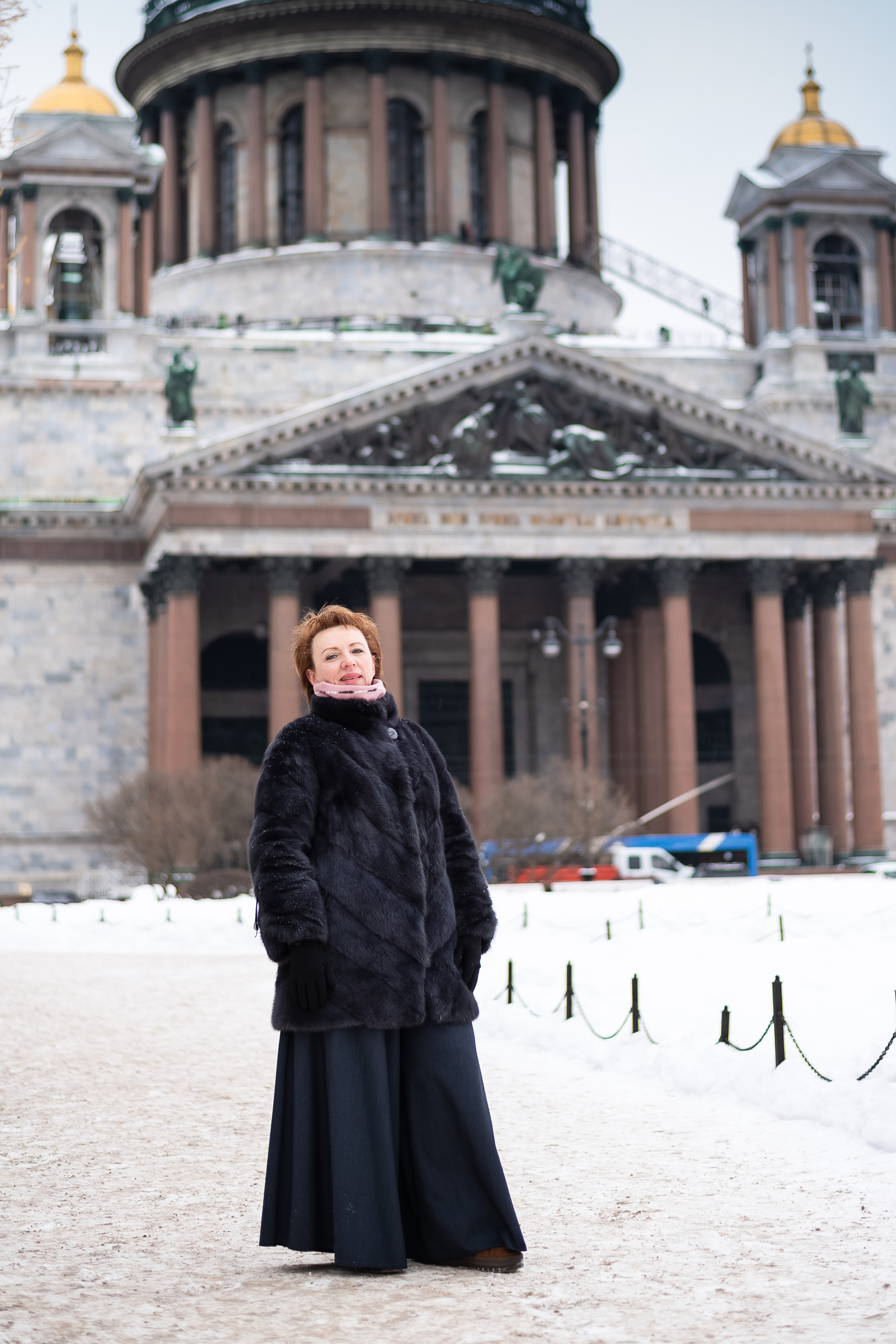 Прогулка около Синего моста и Исаакиевского собора зимой. КОНТЕНТ | БРЕНД фотограф Санкт-Петербург — Жанна Олтаржевская