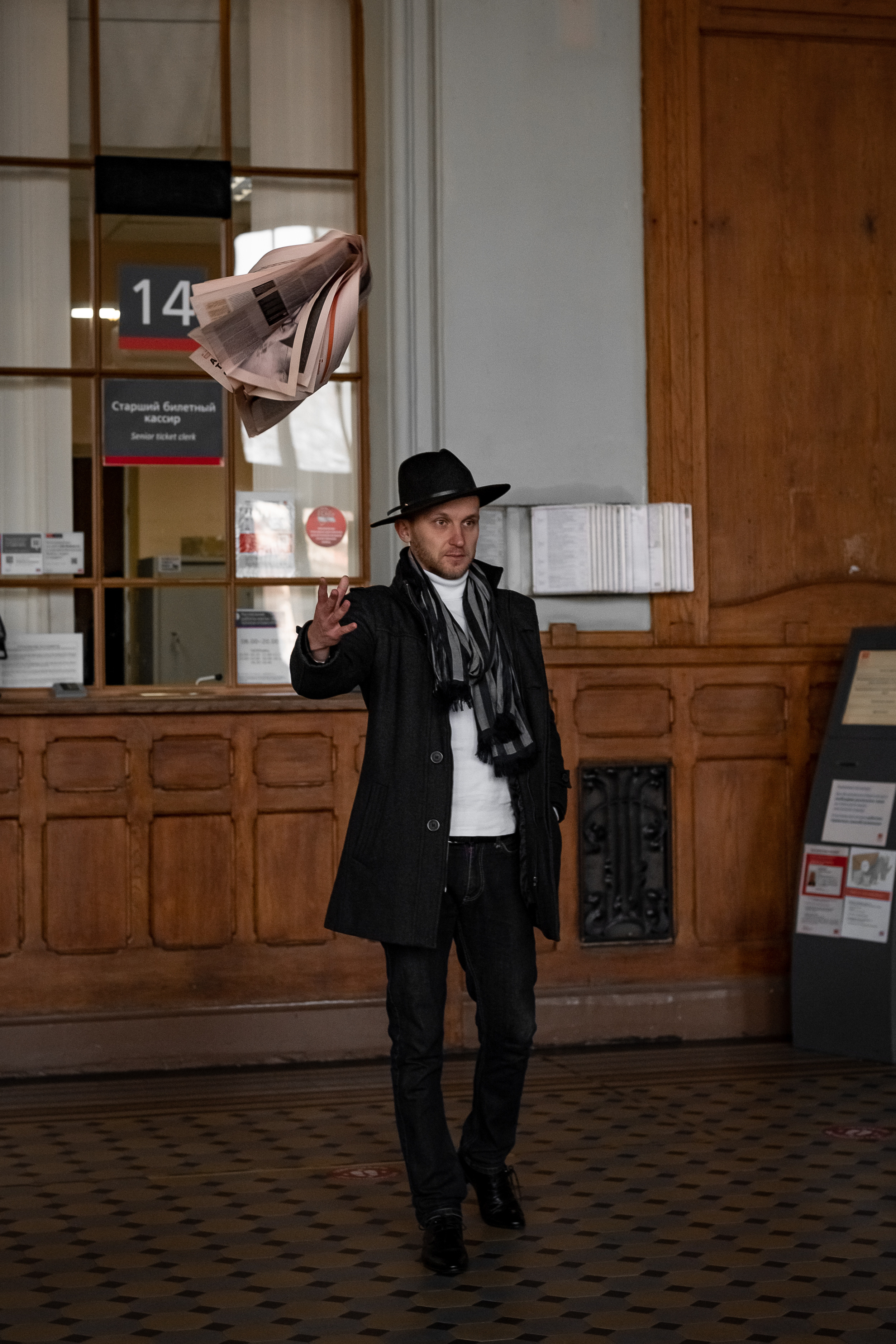 Love Story на Витебском вокзале. КОНТЕНТ |БРЕНД фотограф Санкт-Петербург — Жанна Олтаржевская