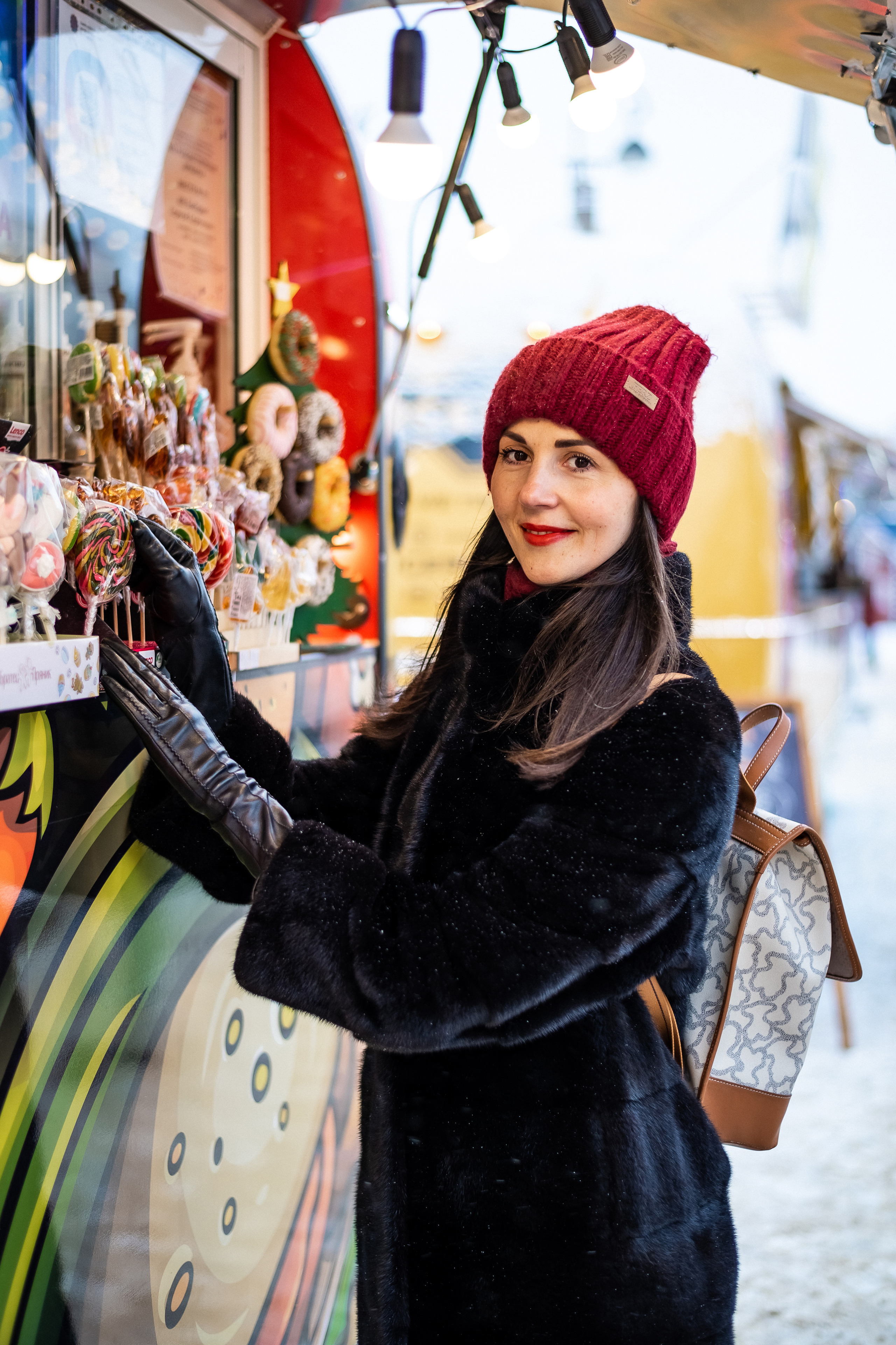 Фотосъемка на Манежной площади. Экспресс фотосессия зимой. КОНТЕНТ | БРЕНД фотограф Санкт-Петербург — Жанна Олтаржевская