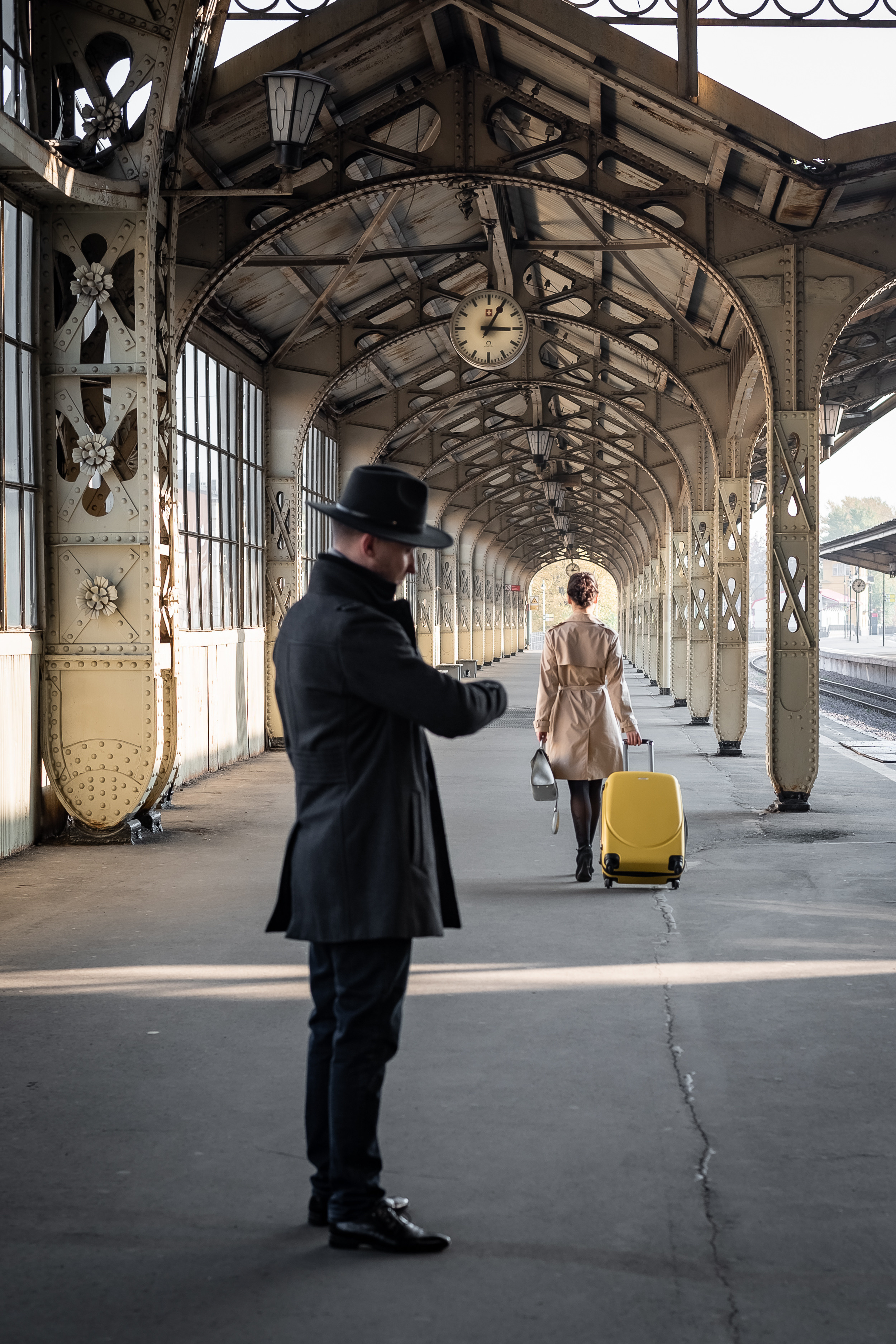 Love Story на Витебском вокзале. КОНТЕНТ |БРЕНД фотограф Санкт-Петербург — Жанна Олтаржевская