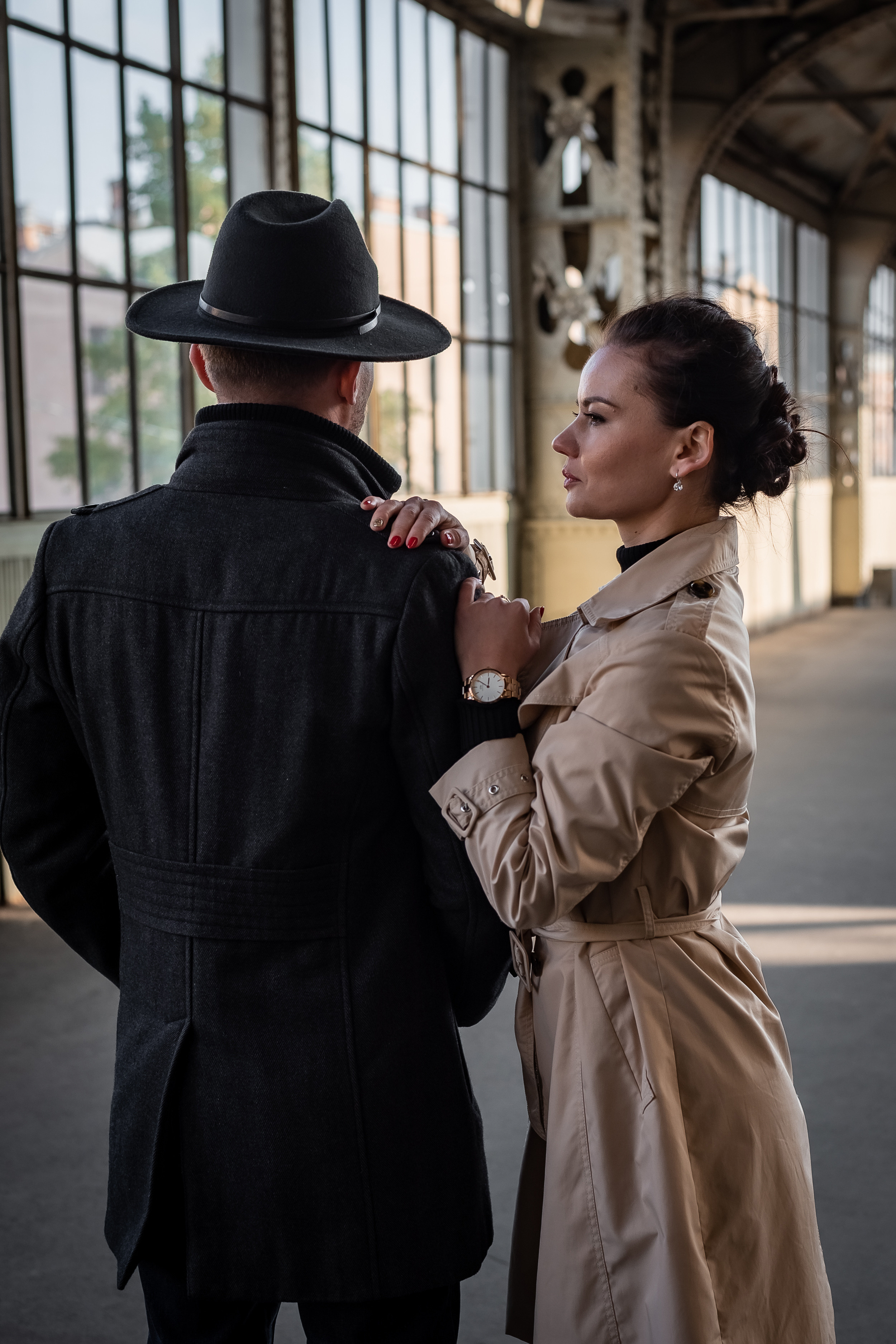 Love Story на Витебском вокзале. КОНТЕНТ |БРЕНД фотограф Санкт-Петербург — Жанна Олтаржевская