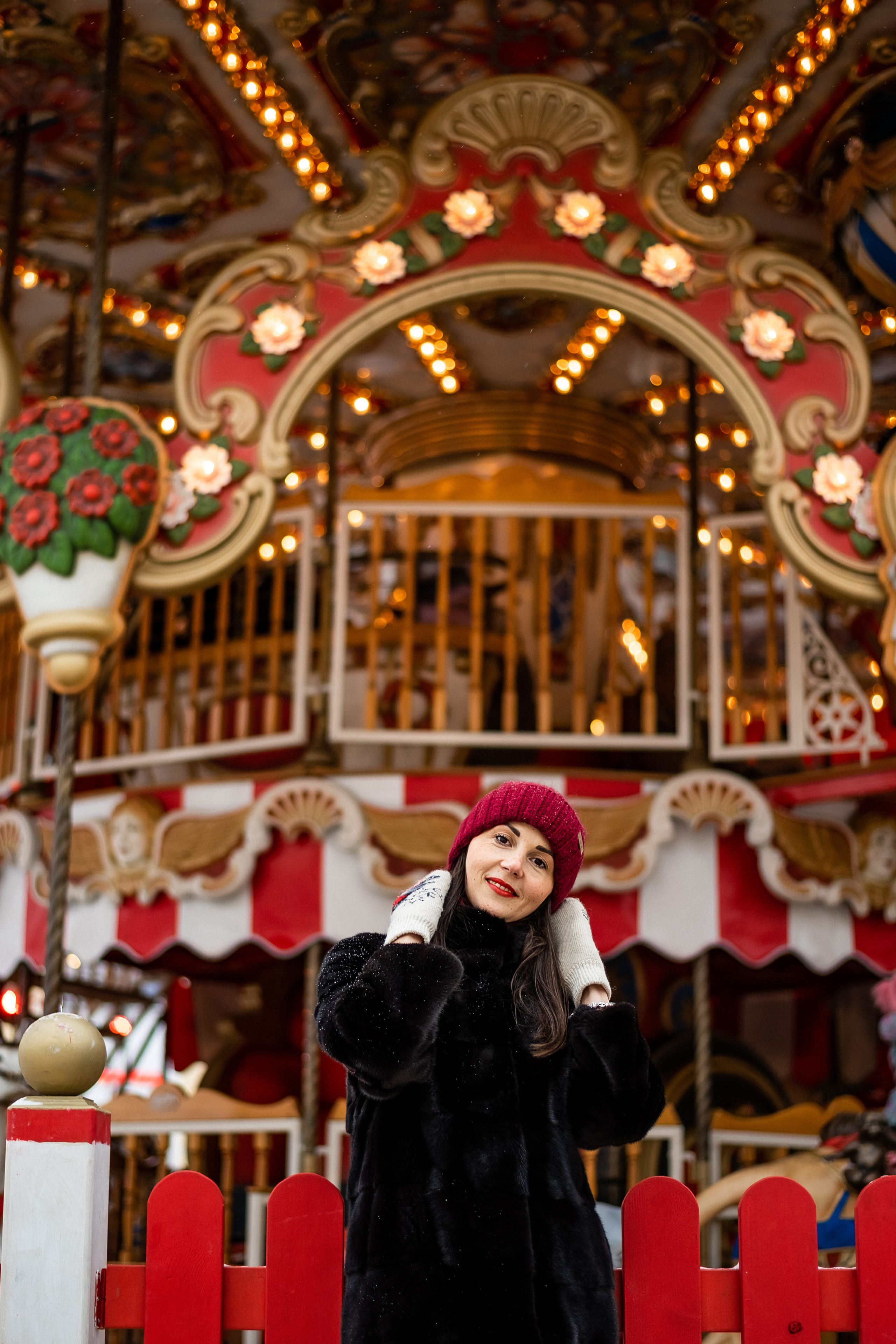 Фотосъемка на Манежной площади. Экспресс фотосессия зимой. КОНТЕНТ | БРЕНД фотограф Санкт-Петербург — Жанна Олтаржевская