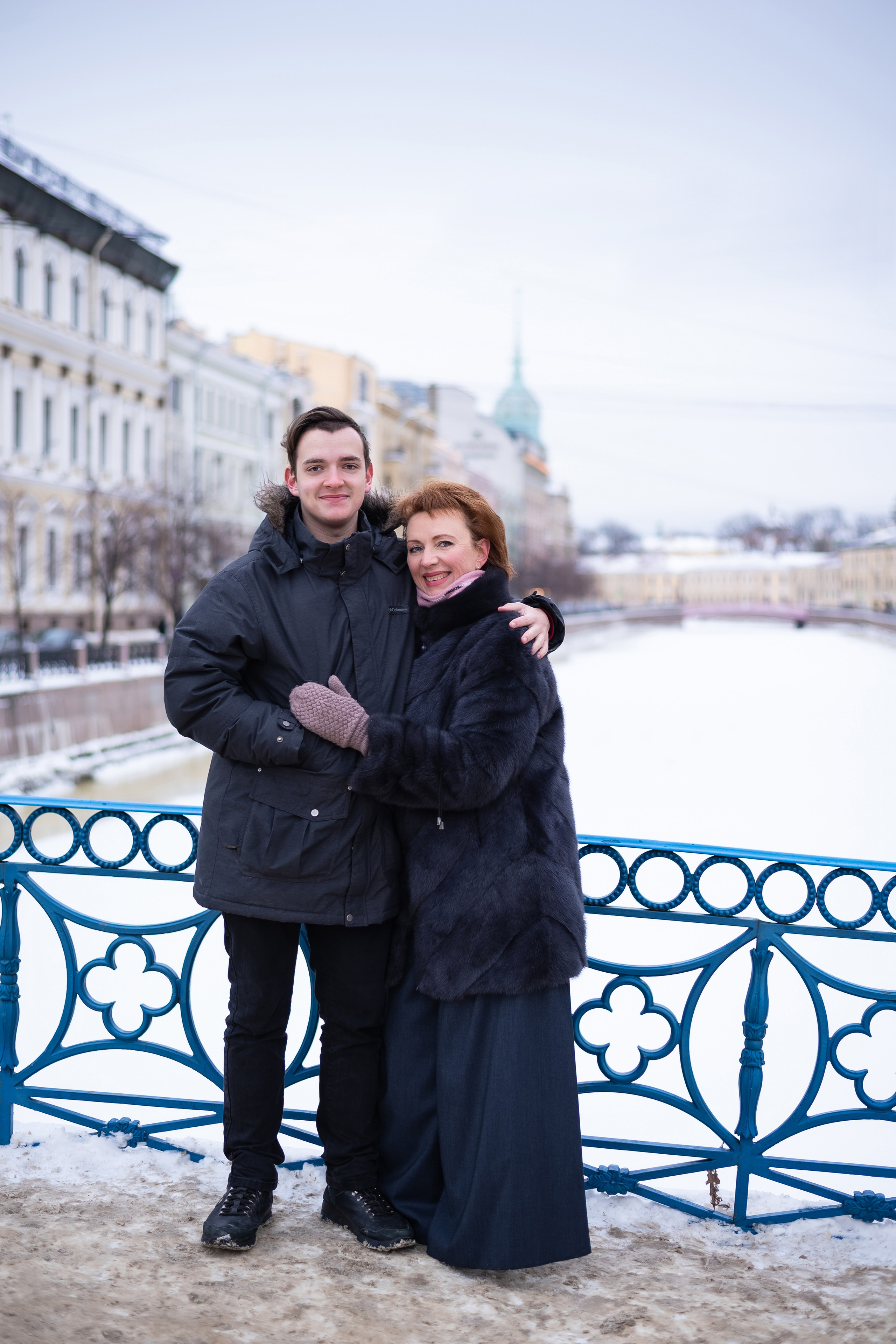 Прогулка около Синего моста и Исаакиевского собора зимой. КОНТЕНТ | БРЕНД фотограф Санкт-Петербург — Жанна Олтаржевская