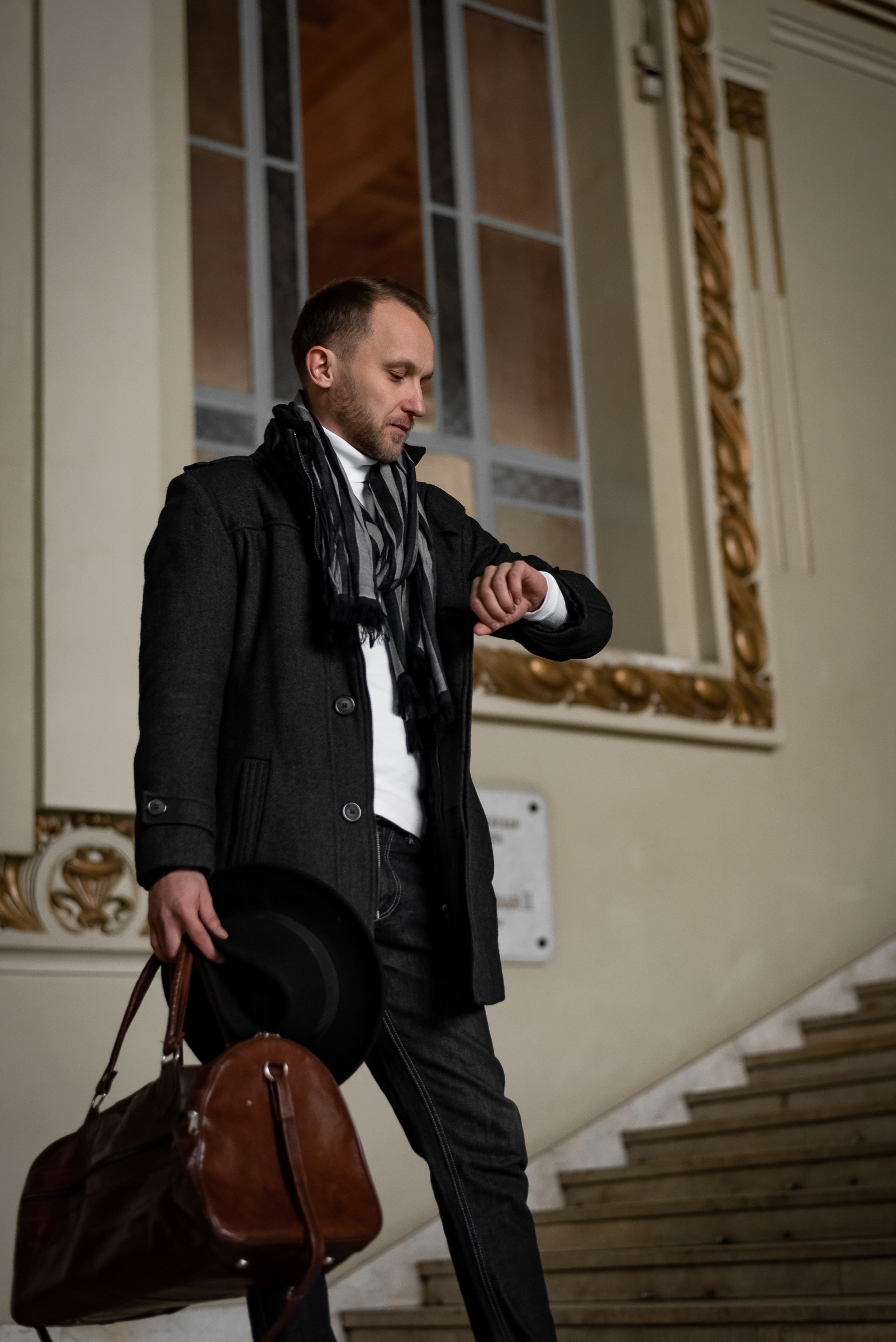 Love Story на Витебском вокзале. КОНТЕНТ |БРЕНД фотограф Санкт-Петербург — Жанна Олтаржевская