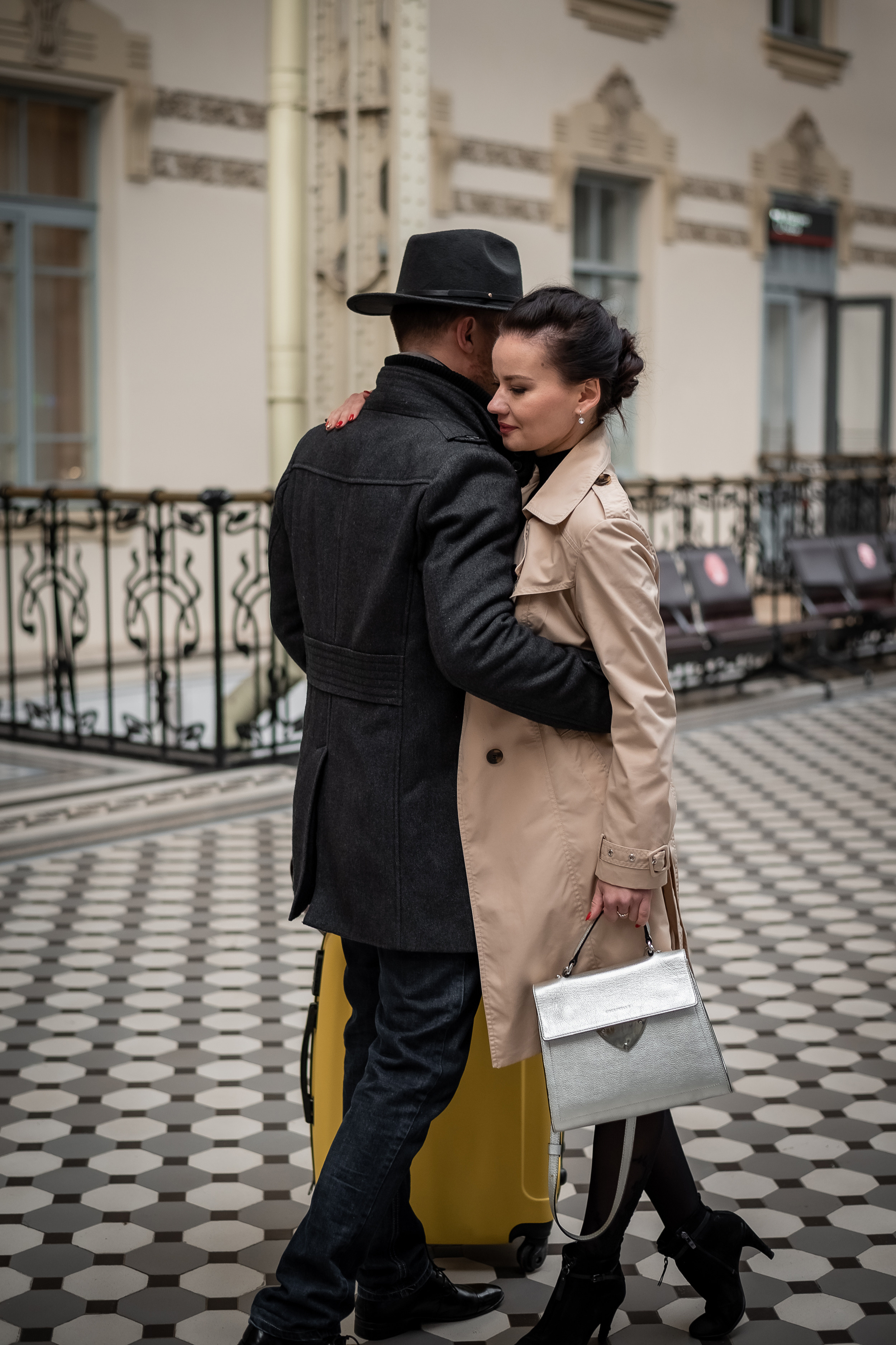 Love Story на Витебском вокзале. КОНТЕНТ |БРЕНД фотограф Санкт-Петербург — Жанна Олтаржевская