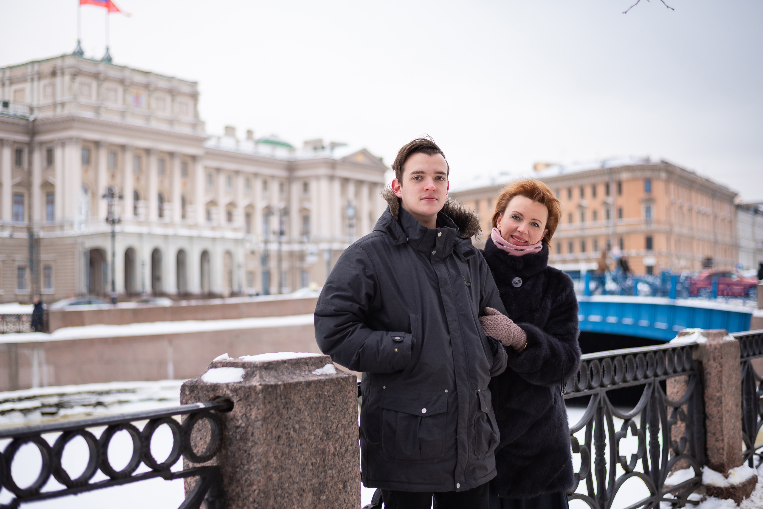 Прогулка около Синего моста и Исаакиевского собора зимой. КОНТЕНТ | БРЕНД фотограф Санкт-Петербург — Жанна Олтаржевская