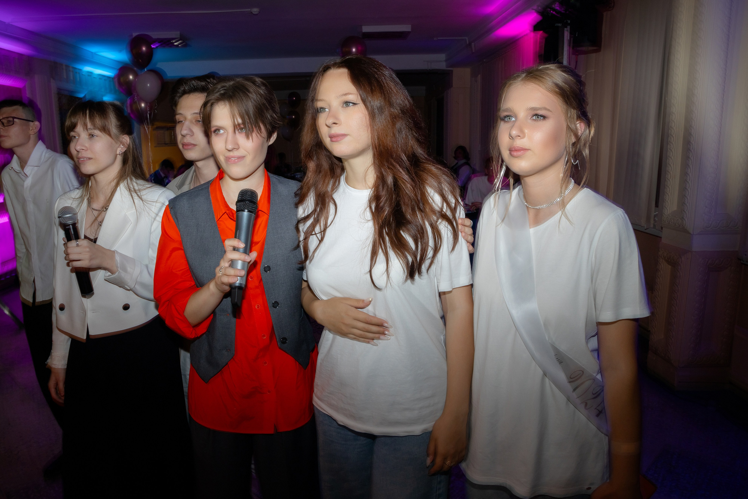 Школьный выпускной 2024 год в Соколе (Минск). Свадебный фотограф в Минске/Беларуси Сергей Спиридонов