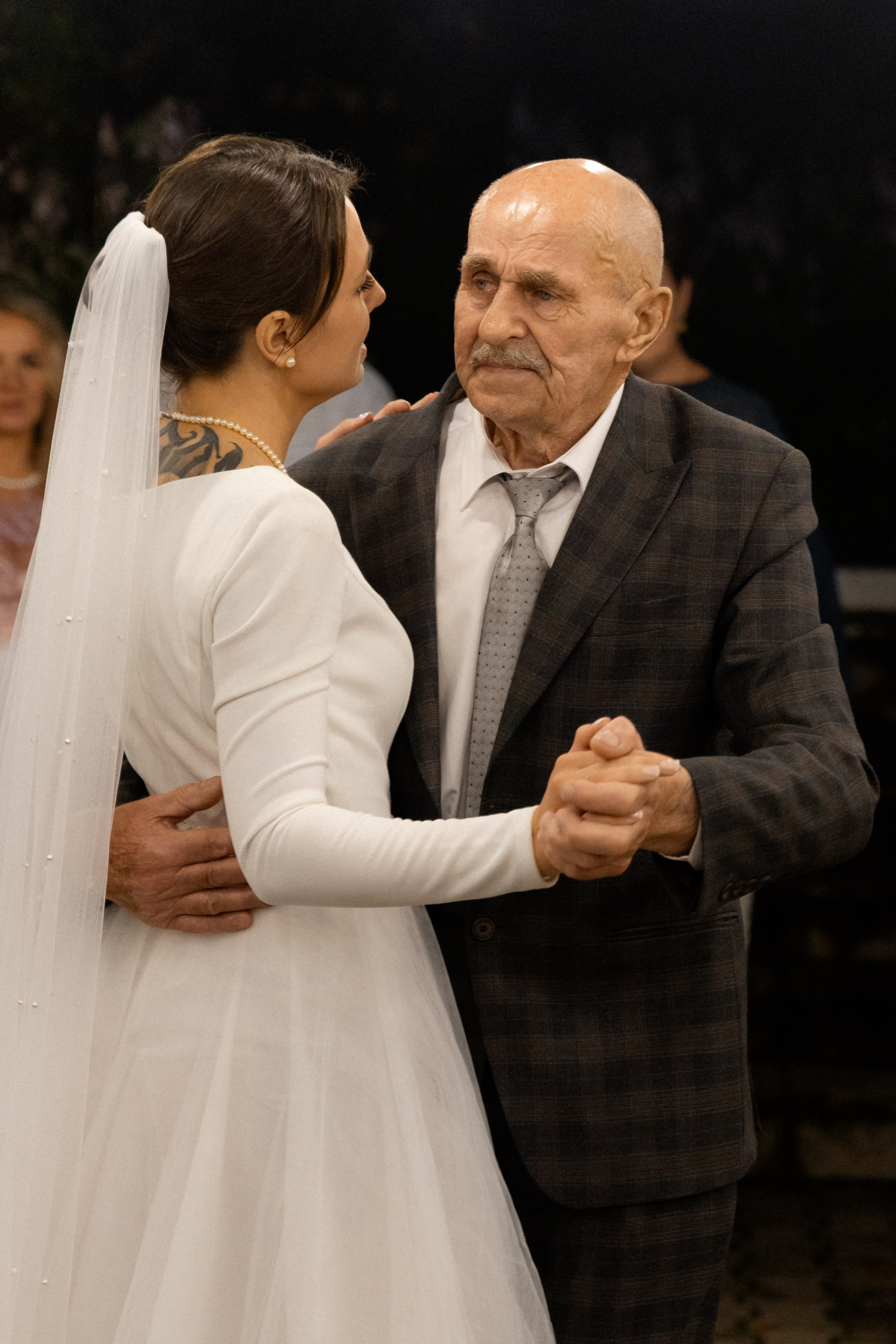 Свадебная фотосессия в агроусадьбе Лабодянка в Минске. Свадебный фотограф в Минске/Беларуси Сергей Спиридонов