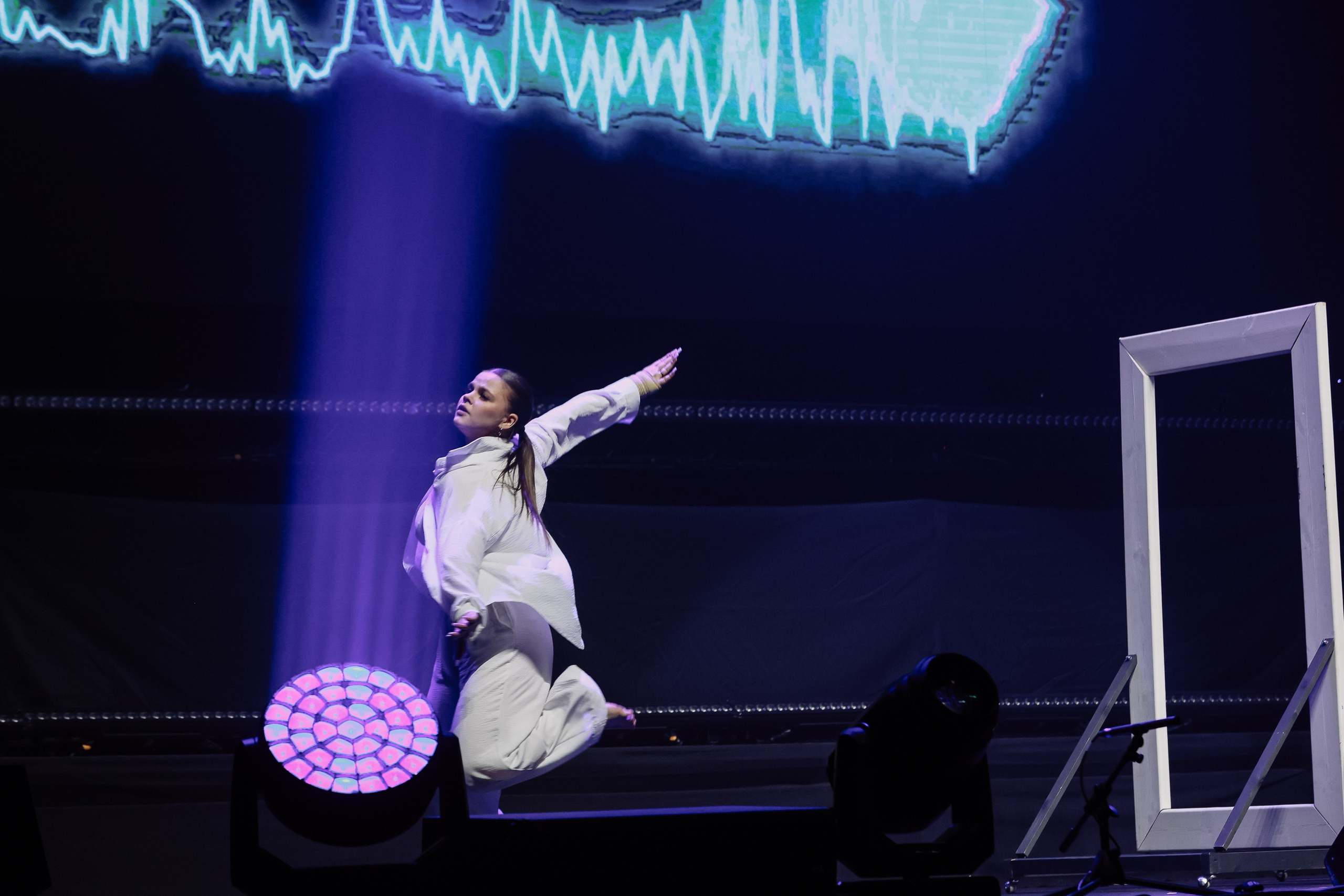 Музыкальный спектакль «Жить» в Локомотив Арене. Фотограф Юлия Мальцева