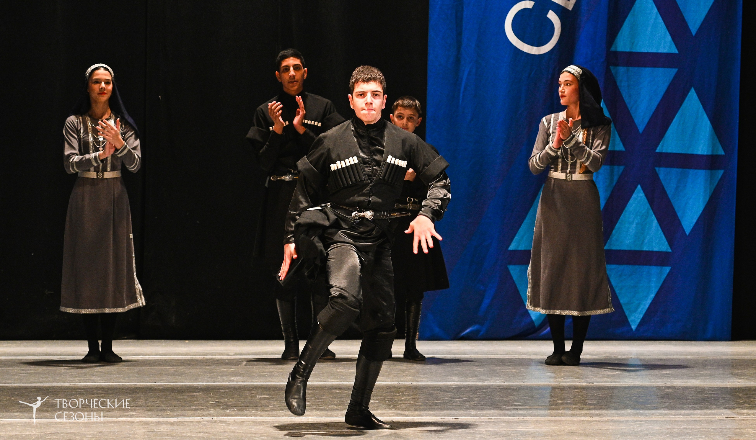 22.11.2025 IV Всероссийский хореографический фестиваль «Россия танцует на Волге». Медиастудия Фото Концепт