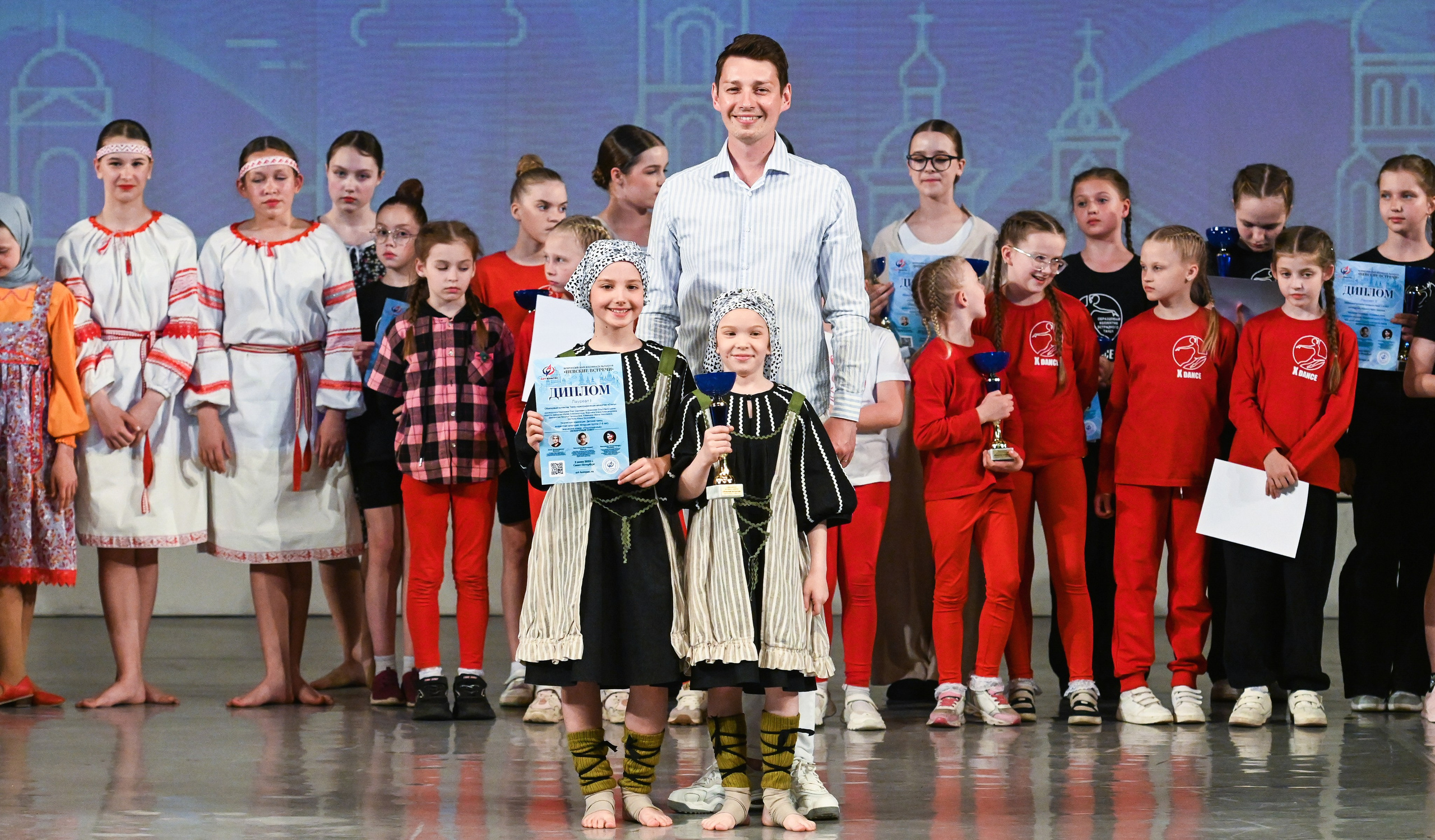 02.06.2025 «АртКомпас» Всероссийский фестиваль талантов «Невские встречи» г. Санкт-Петербург. Медиастудия Фото Концепт