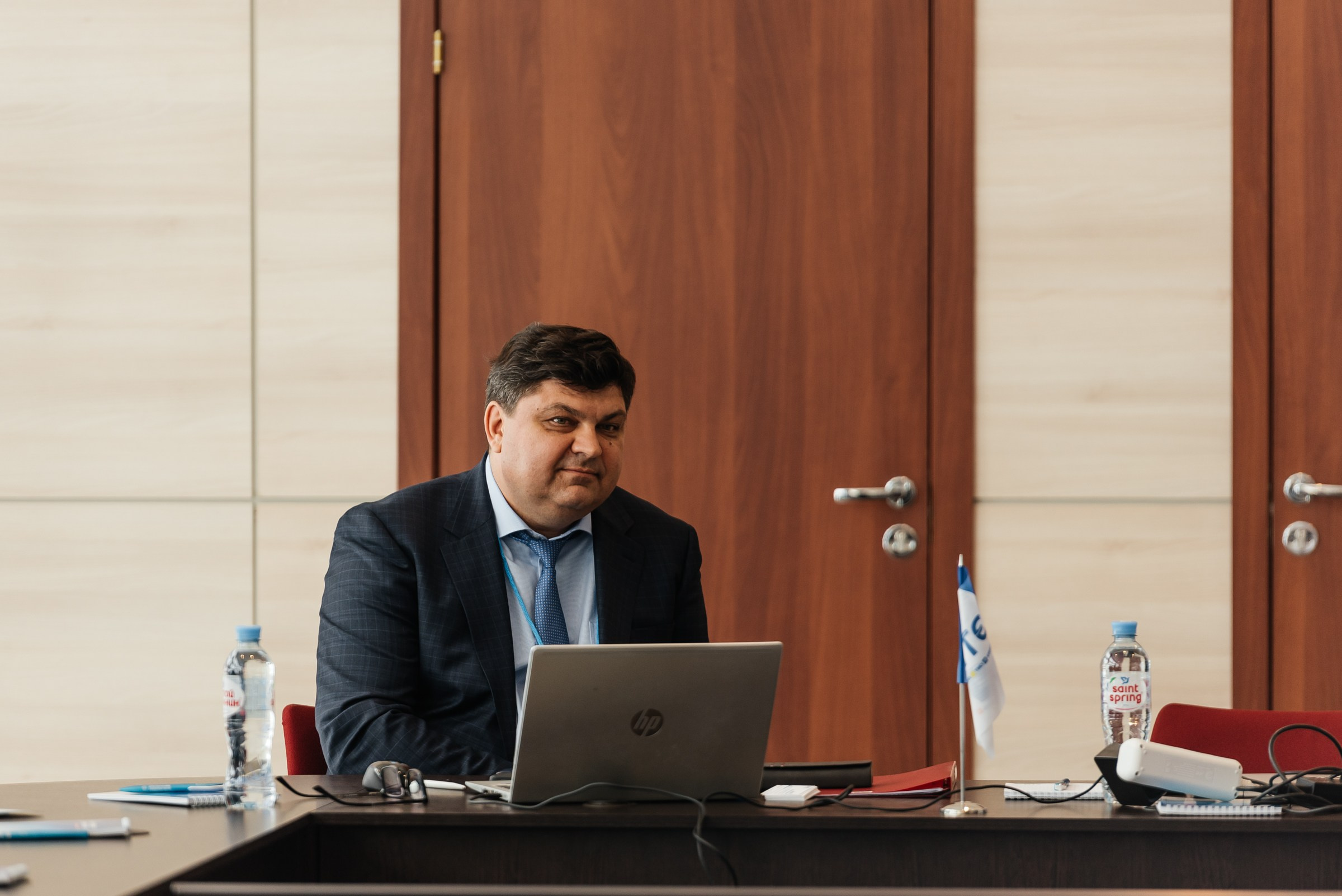 Репортажная съёмка на форуме ЭТМ. Свадебный фотограф в Санкт-Петербурге Венера Ахметова