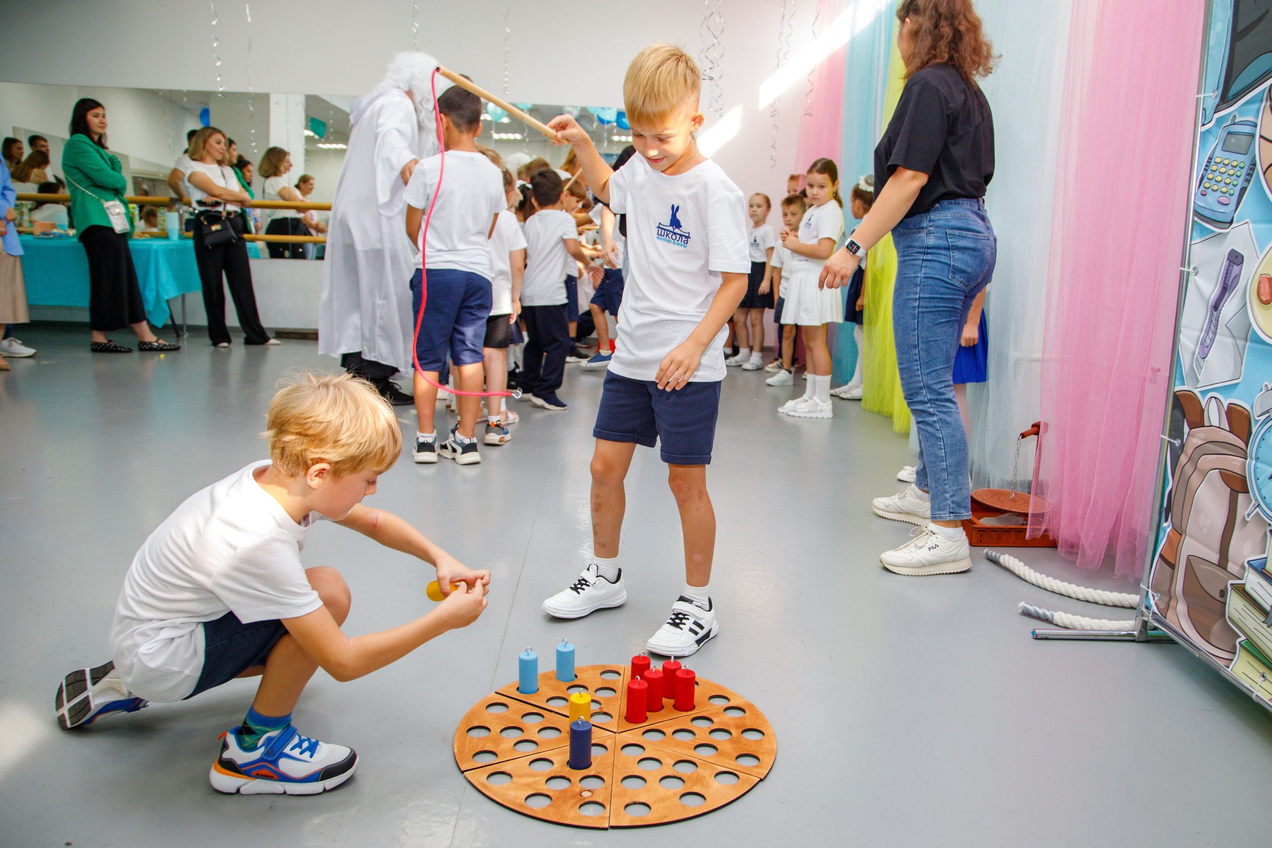 Репортажная съемка праздника знаний в школе. Семейный и школьный фотограф в Москве Анна Ткач