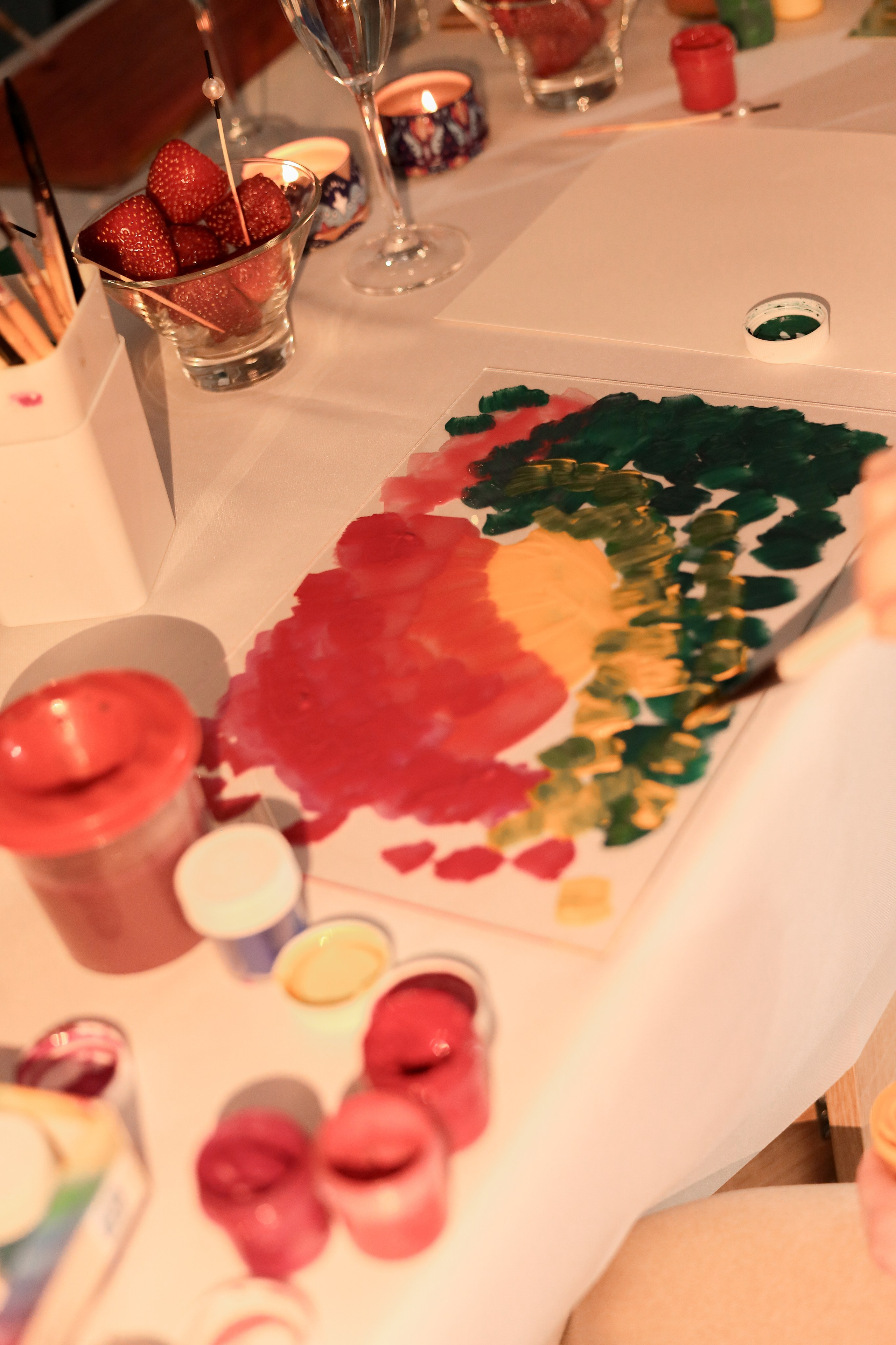 Арт-терапия + аэройога. Фотограф Надршина Лилия