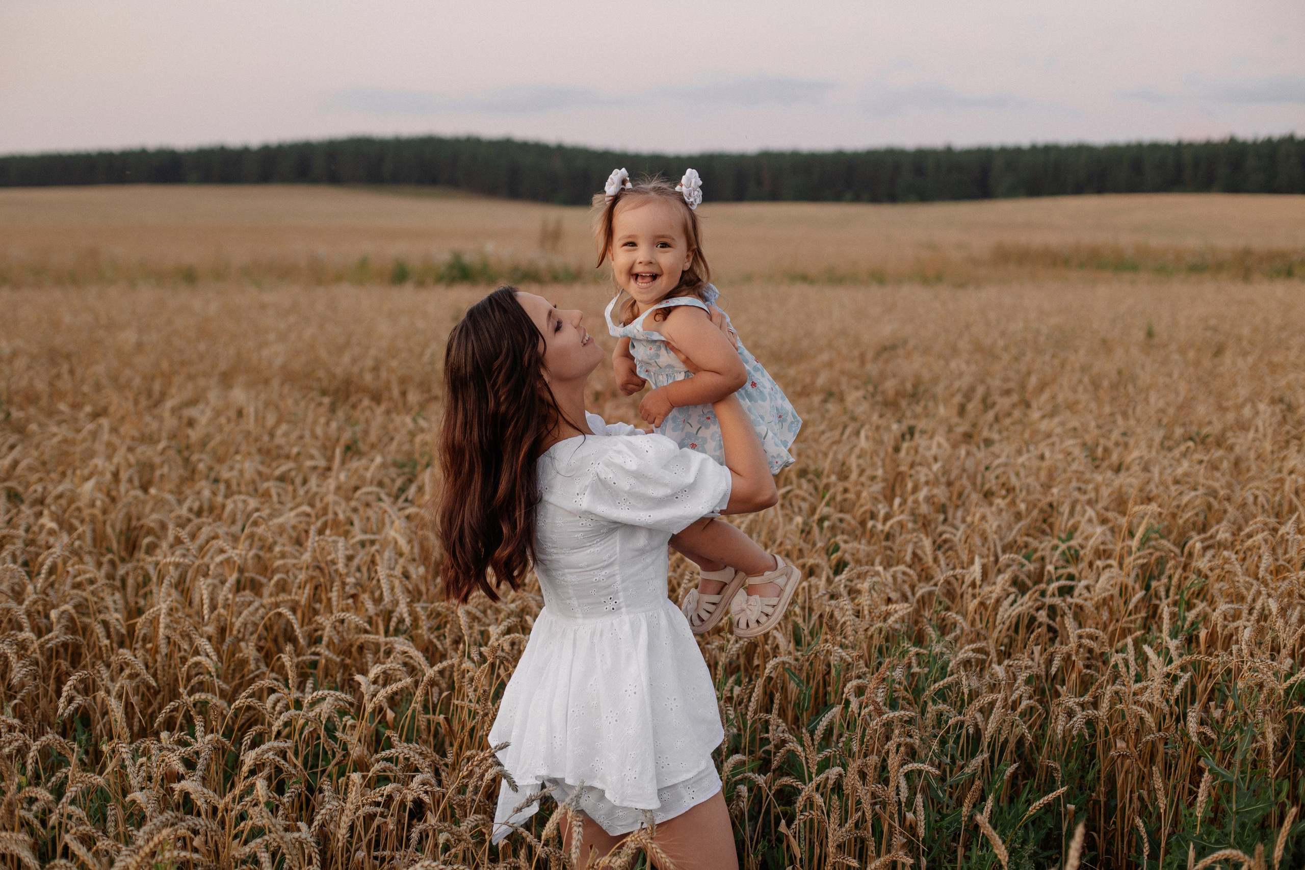 Артур и Диана с дочками. Свадебный и семейный фотограф в Нижнекамске, Набережных Челнах