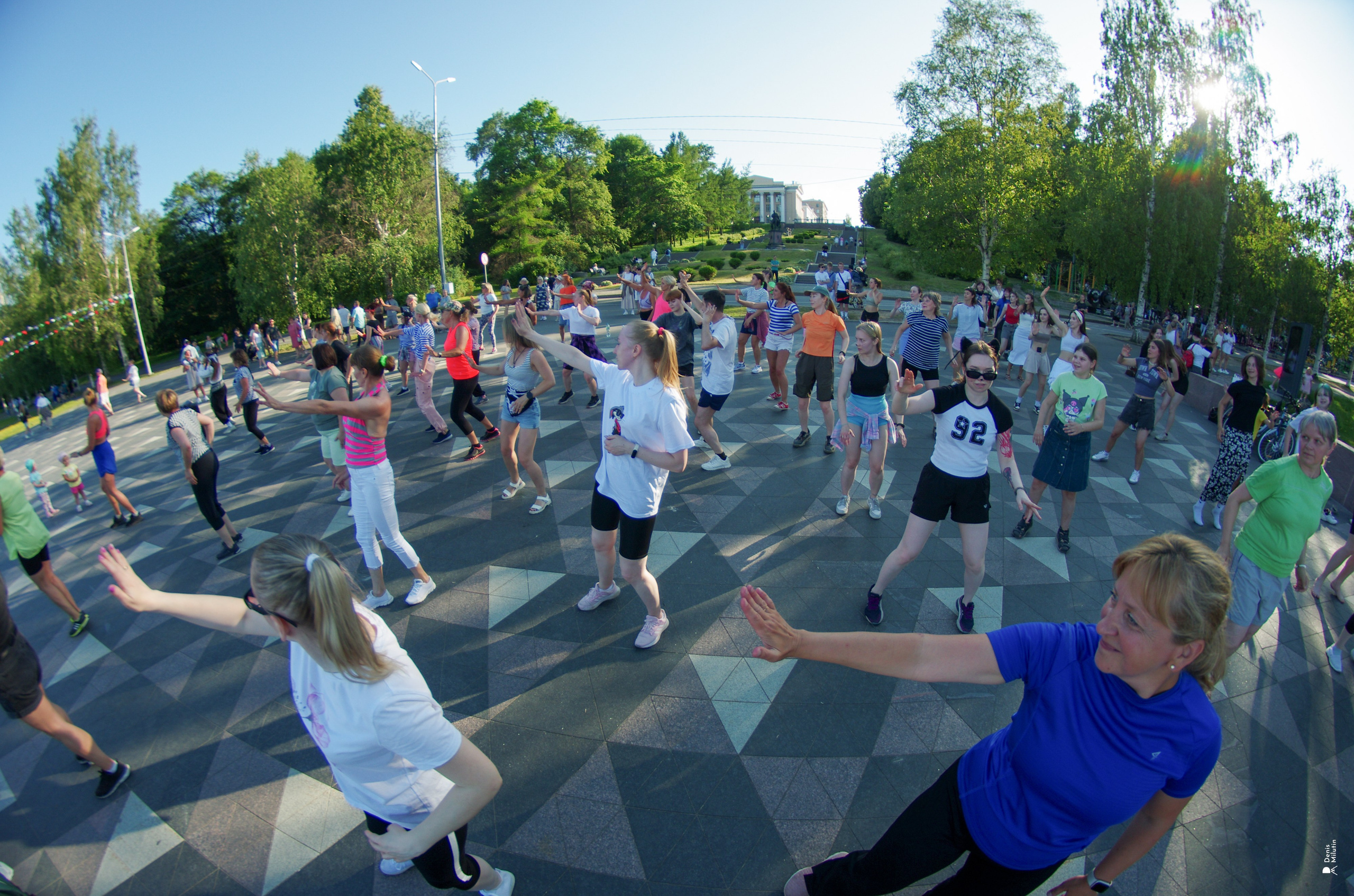 Танцы на озере. Портретный фотограф Денис Милютин