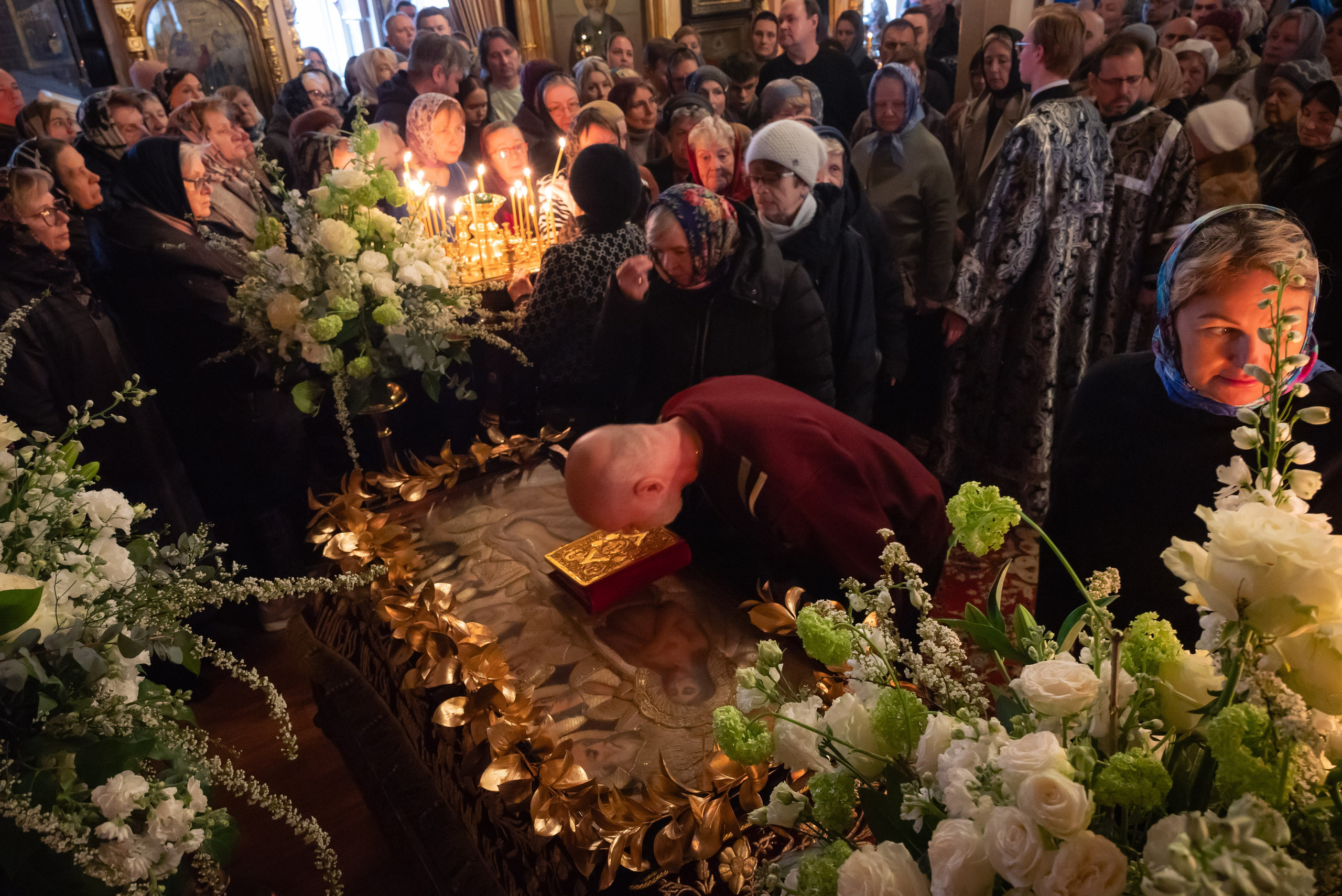 Богородский храм. Вынос Плащаницы. Антон и Татьяна Денисенко — В храме