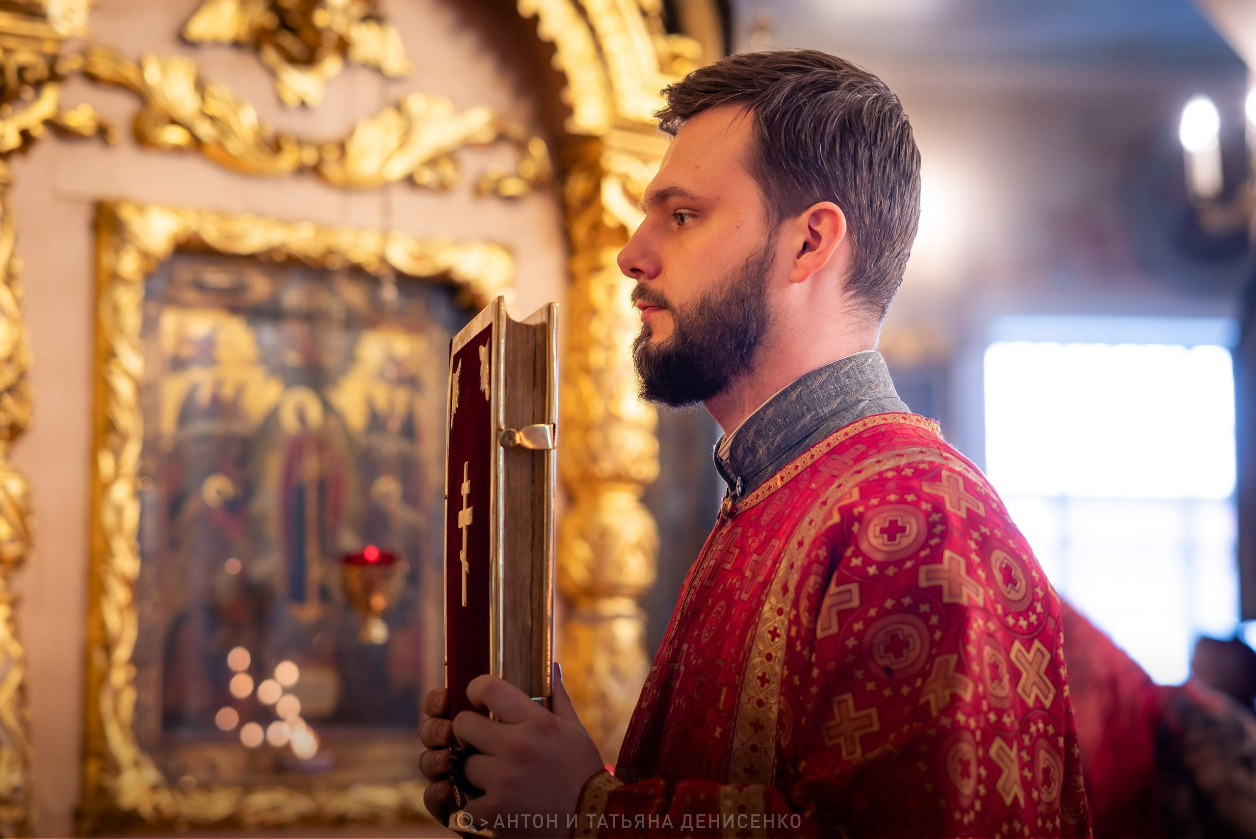 Храм Преображения Господня в Богородском. Антипасха. Антон и Татьяна Денисенко — В храме