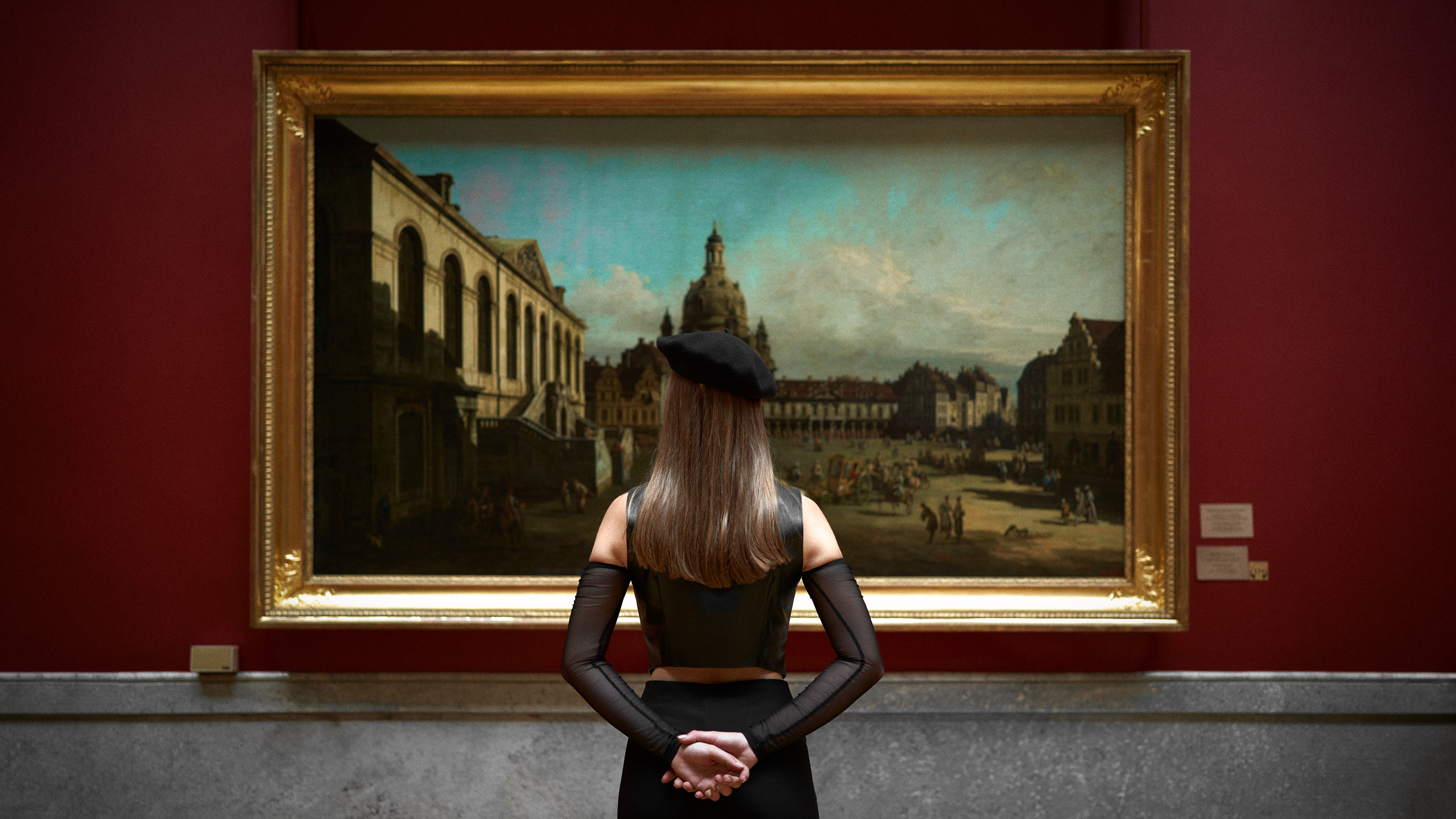 Музей — фотосессия в Эрмитаже и доме Зингера, портретная съёмка, фотограф Сергей Горшенин, Санкт-Петербург. Сергей Горшенин — профессиональный фотограф