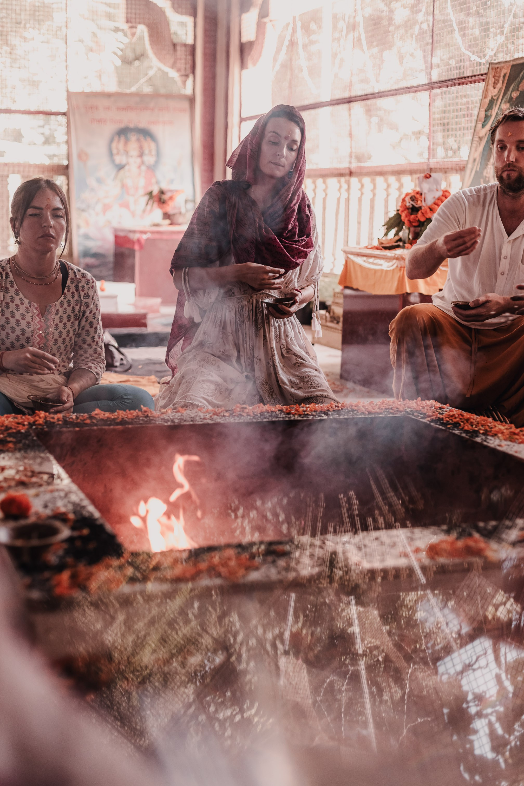 Navaratri yajna at Devraha Baba Ji ashram. Мариам Багдасарян