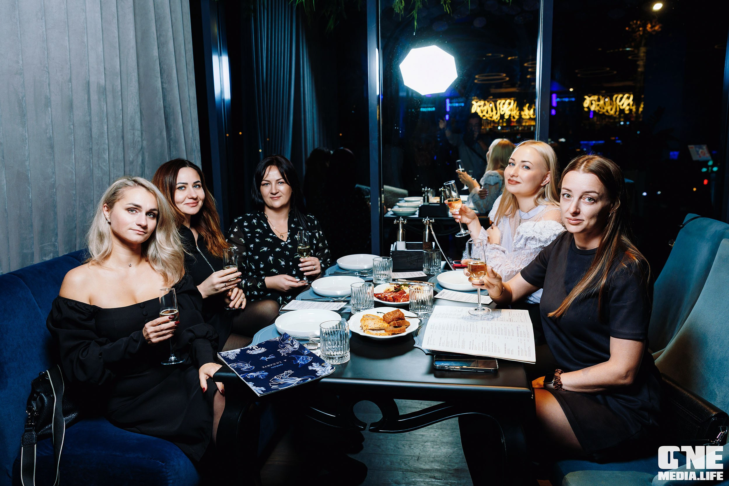 Фоторепортаж из ресторана Океан. One Media Life: фоторепортажи, фотоотчеты с мероприятий и заведений