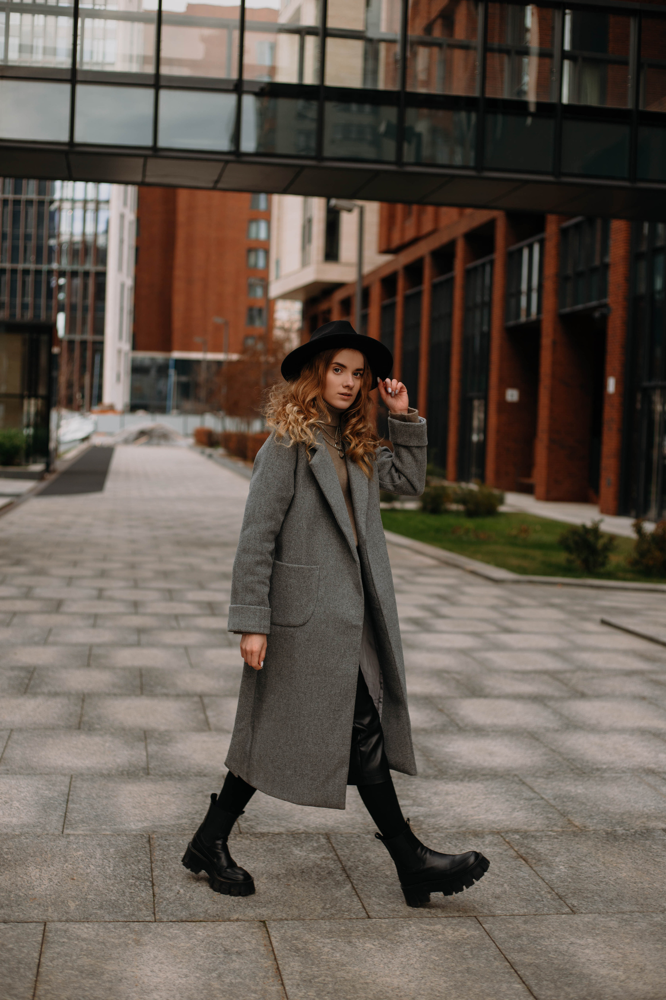 Портфолио с уличными съемками. Женский и свадебный фотограф Анастасия Митрохина