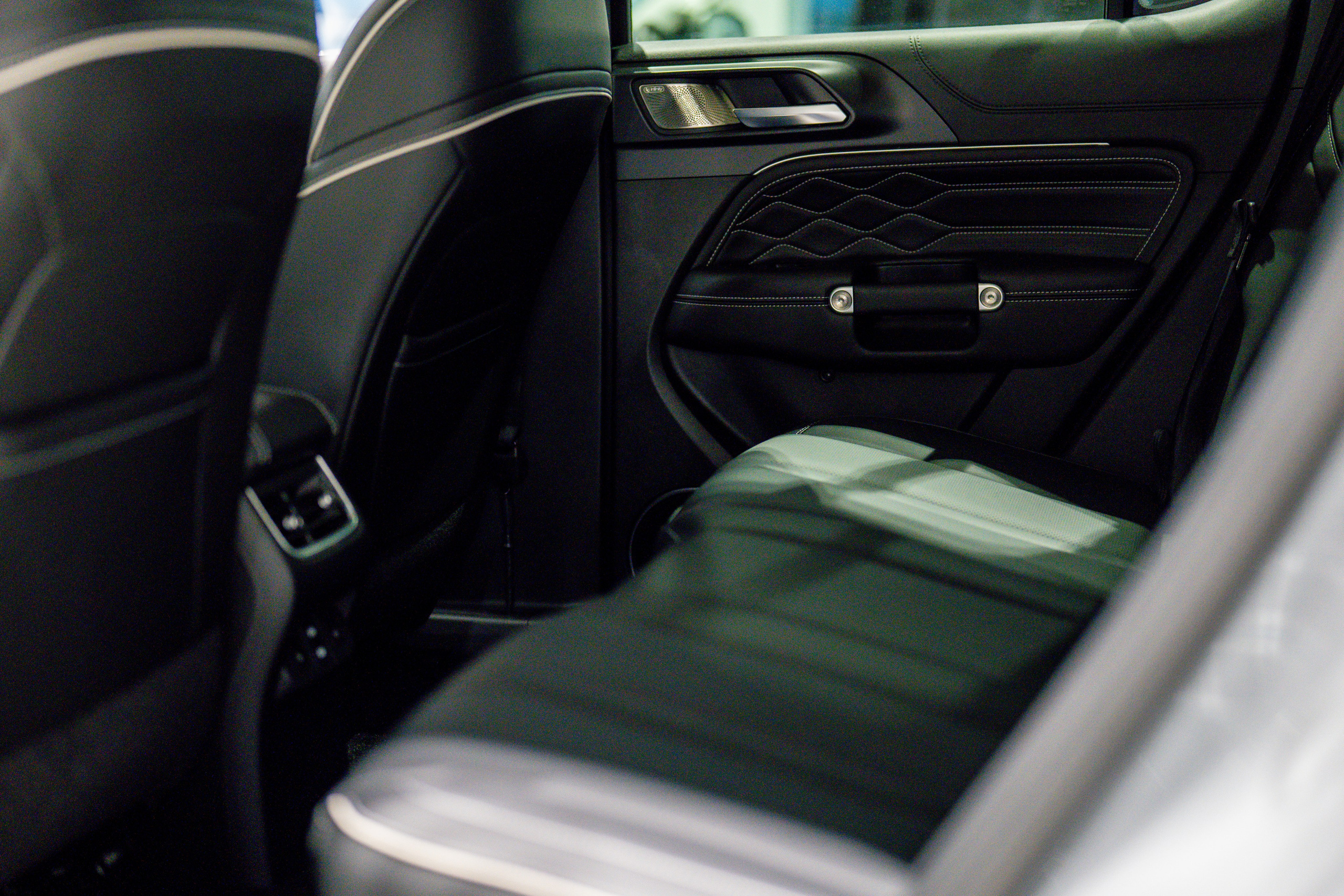 Авто. Видеограф Алексей Жарков