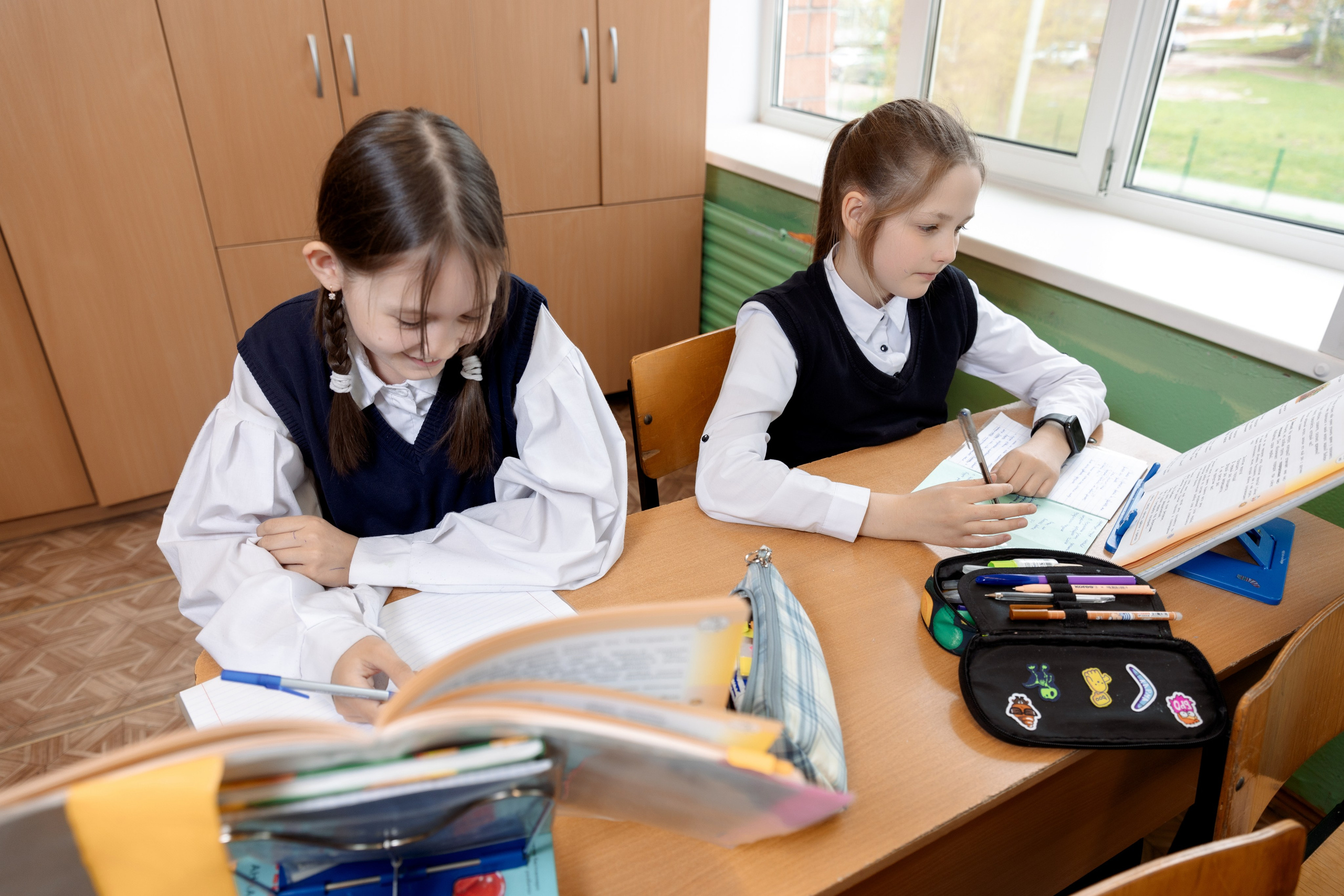 Школа 54 4А кл (2023-24) 2 часовая фотосессия в школе. Свадебный и Семейный фотограф г. Ижевск Гульназ Солдатова. Гульназ фото