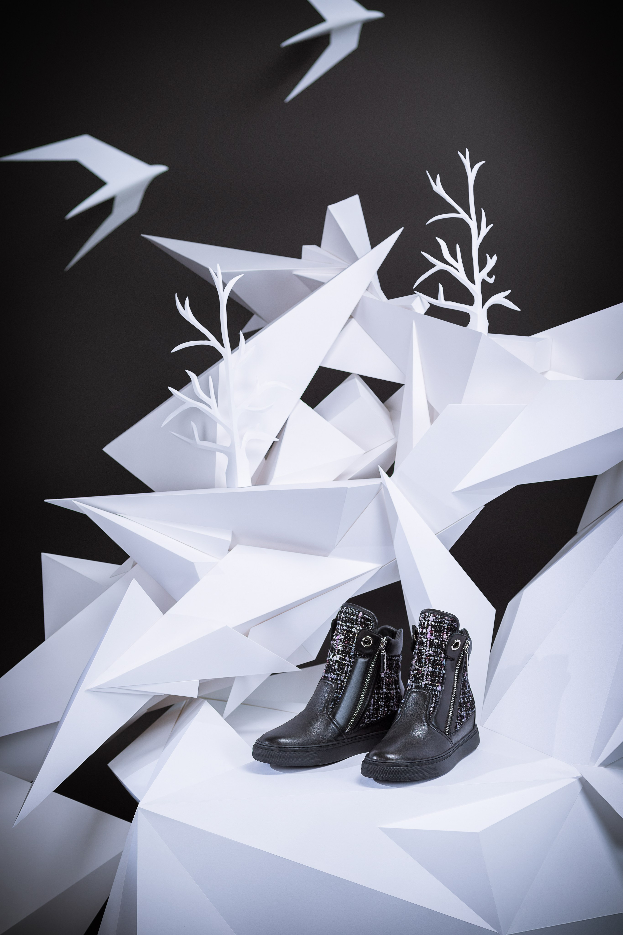 Обувь и аксессуары. Предметный фотограф. Москва. Продюсирование съемок, Set-design & пост-продакшн, E-commerce контент