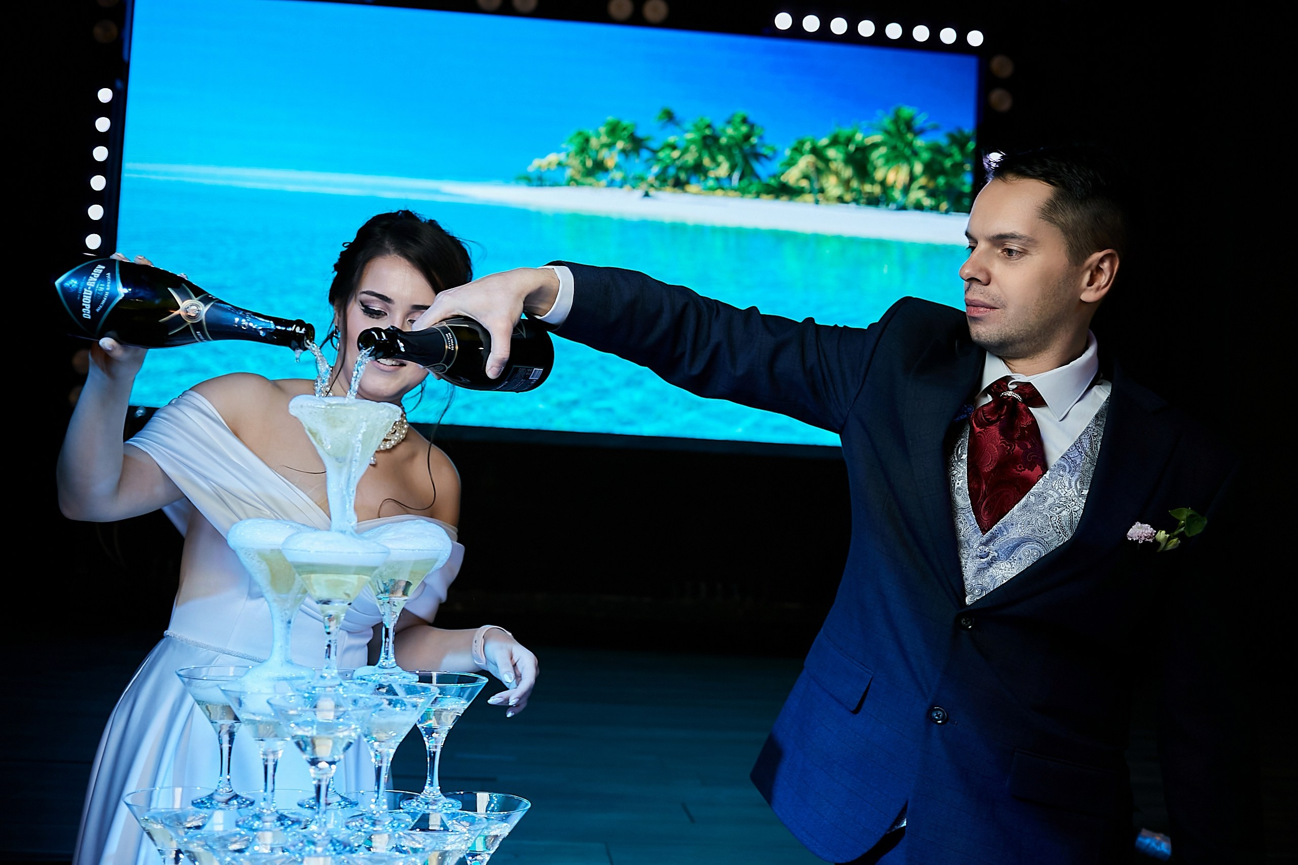 Антон & Гульназ. Фотограф и Видеограф в Москве. Олег Корушев