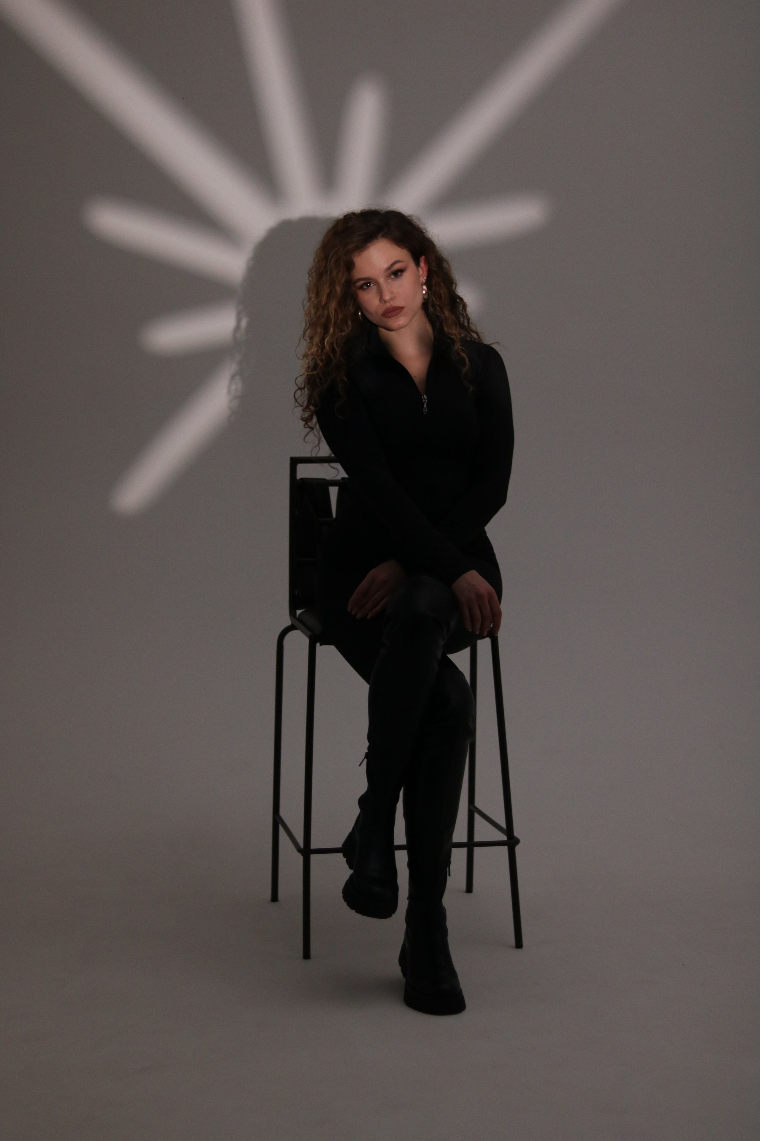 Мария, 44-46 р-р, 170 см. KED Production — продакшн из СПб. Создаём фото, видео и контент, который помогает брендам и селлерам продавать больше