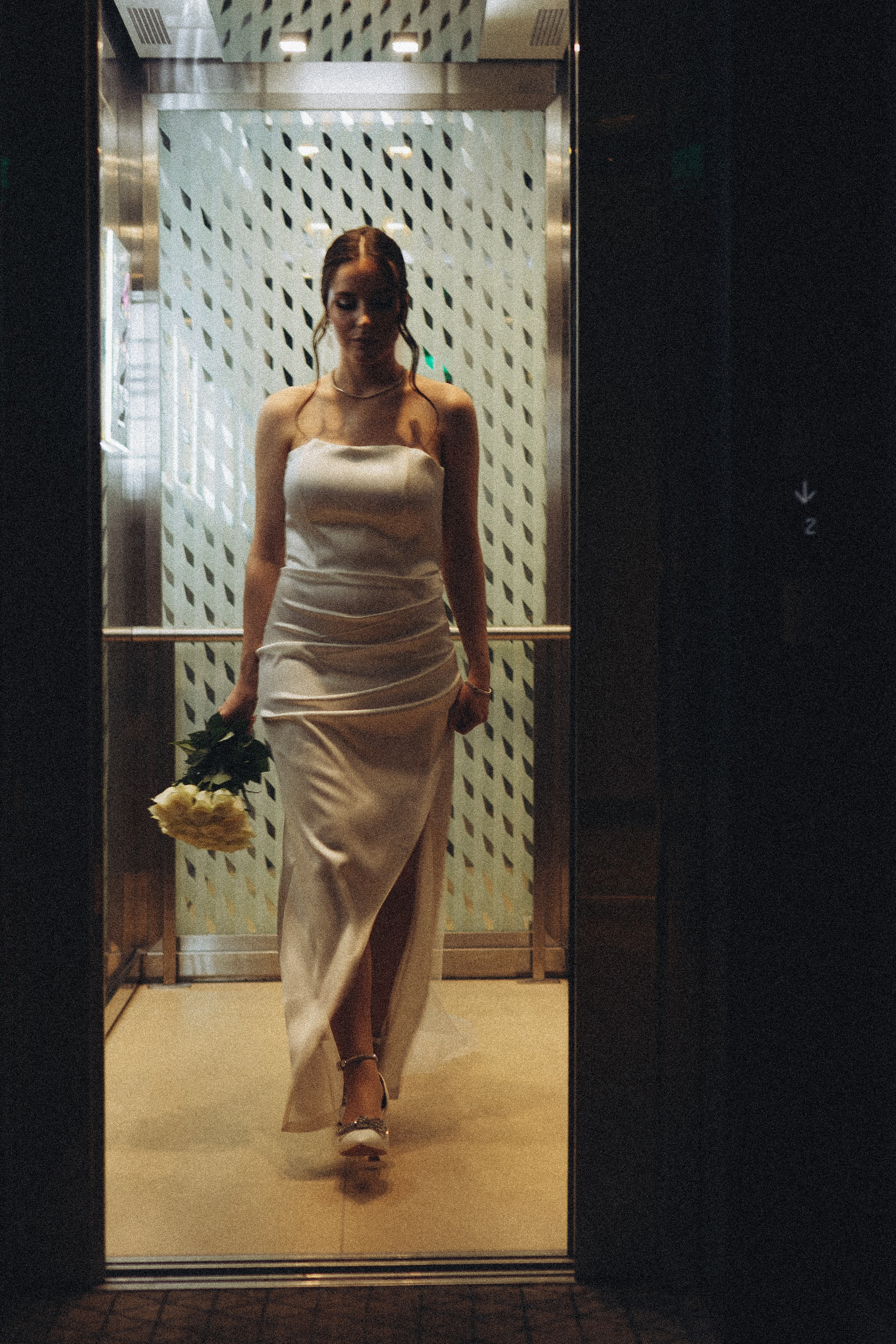 СВАДЕБНАЯ СЬЕМКА СБОРОВ ЖЕНИХА И НЕВЕСТЫ В ОТЕЛЕ И ТАКЖЕ ФОТОСЕССИИЯ В ОТЕЛЕЕ МЕГАПОЛИС БРЯНСК. Профессиональный фотограф, Санкт-Петербург — Виктория Богомолова