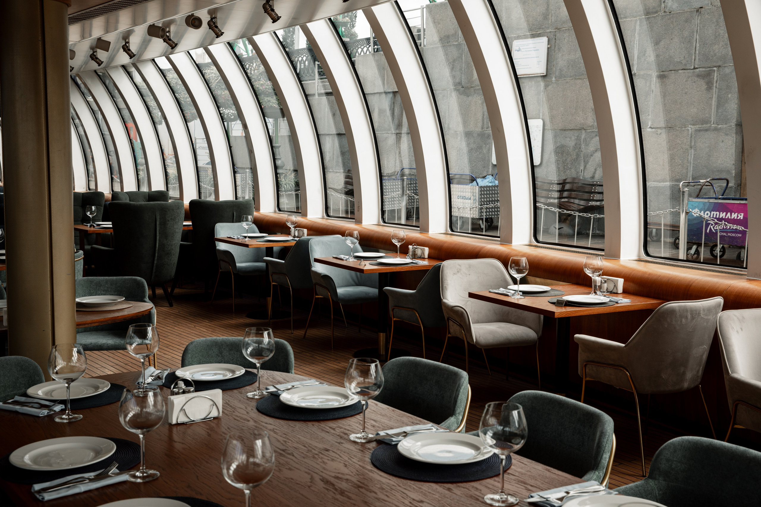 Премиальный клуб ABOSS | Мастер-класс на яхте. Alexey Sentyurin, brands and business photographer in Moscow