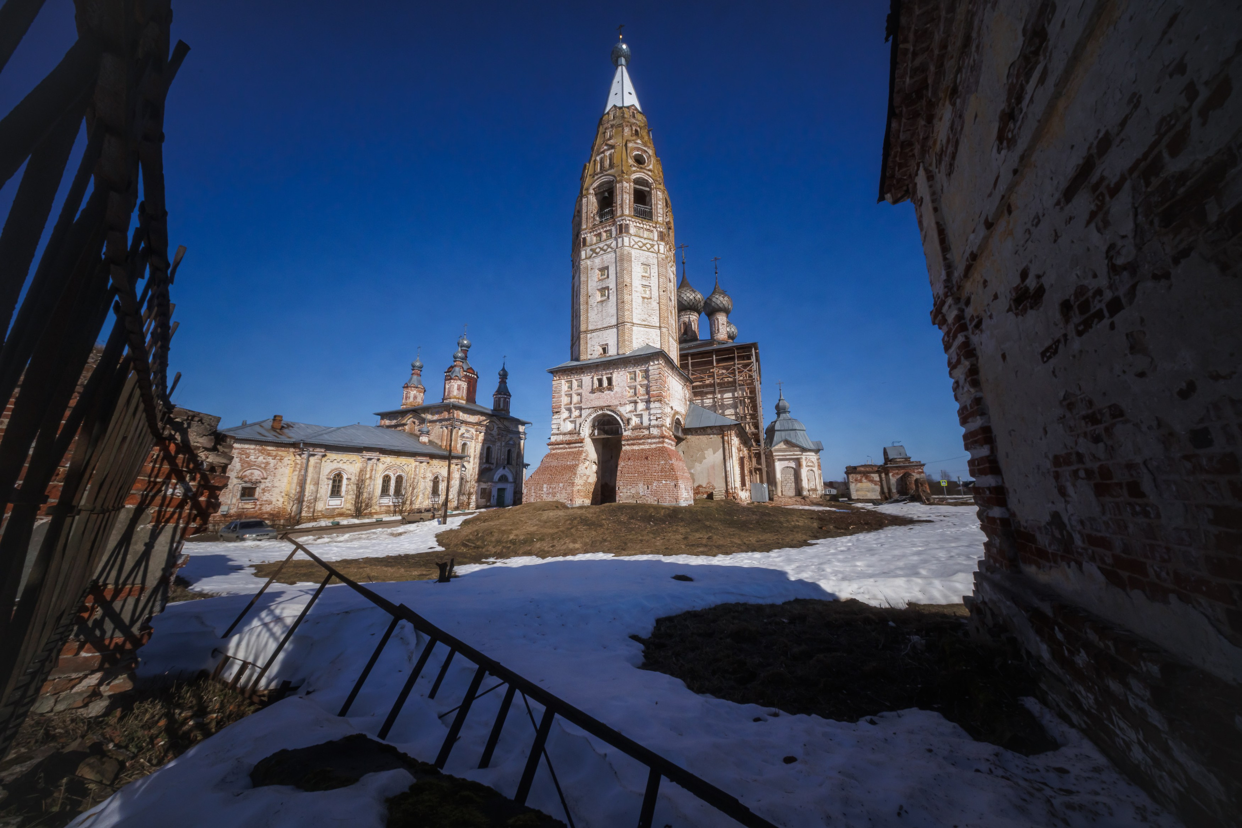 Архитектура — экстремальный угол съемки. Владимир Петухов — фотограф в г. Кинешма. Оператор FPV